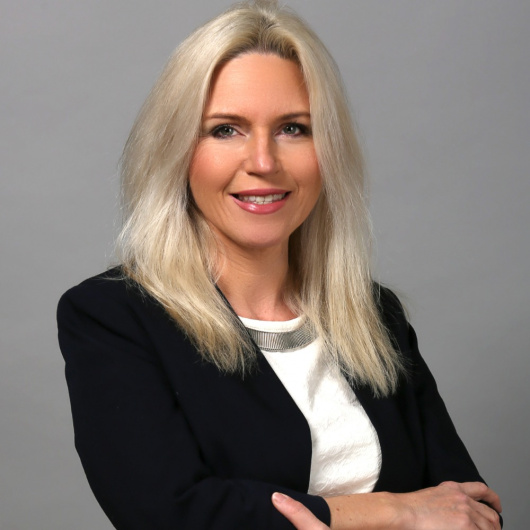 Hinkelmann Bella