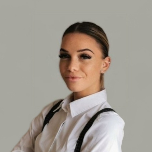Selyem  Alexandra