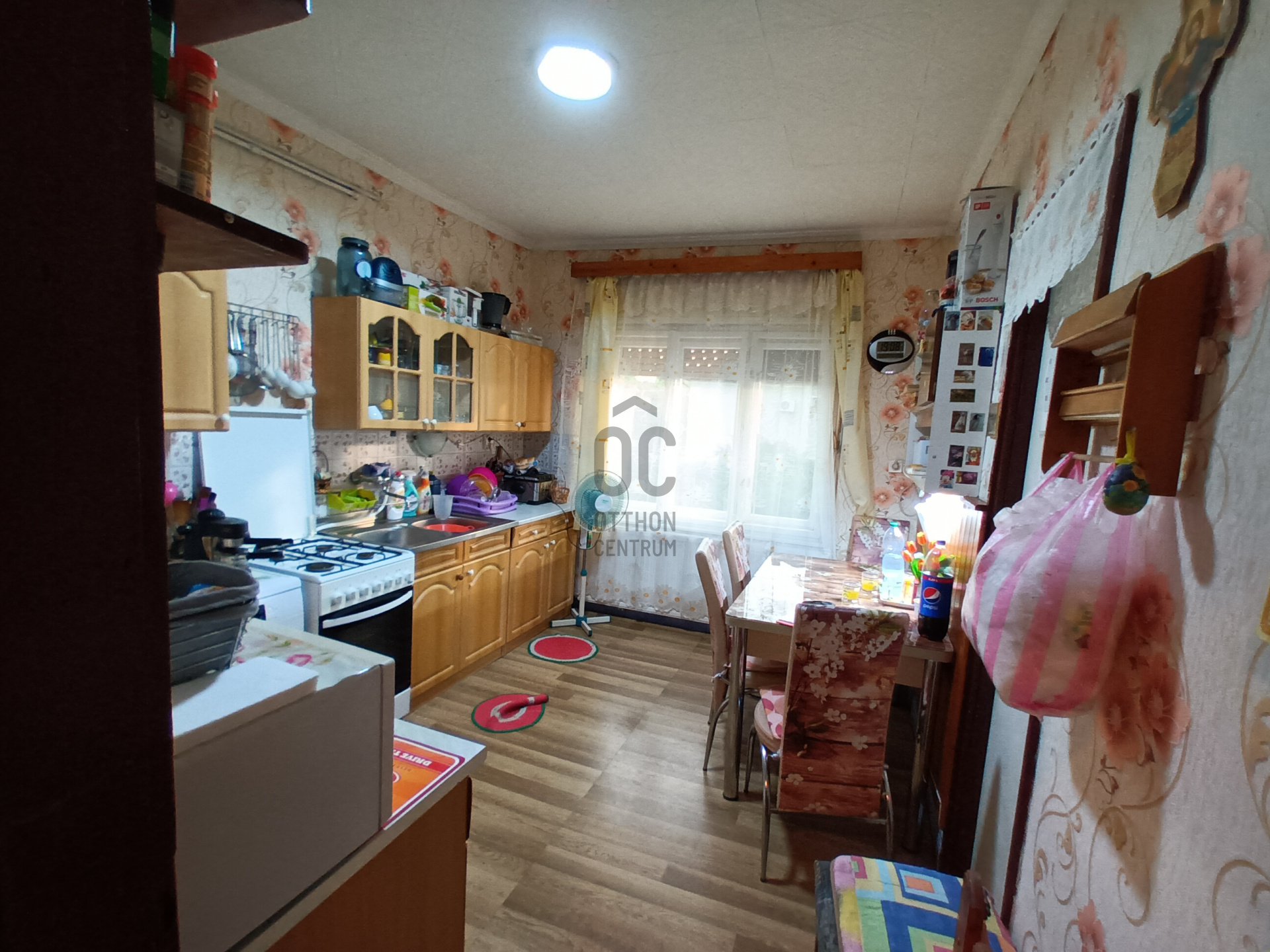 Gallery zoom image