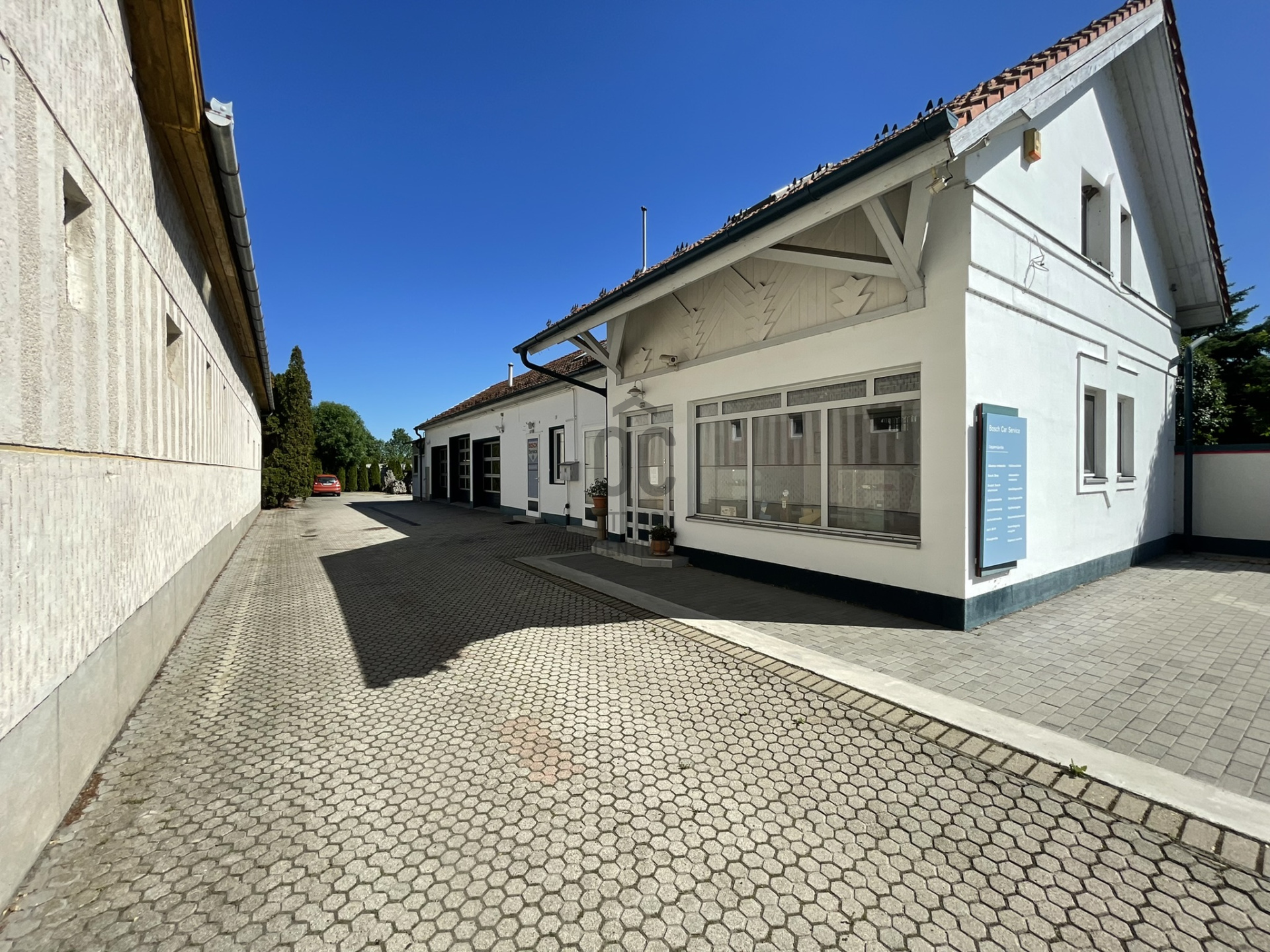 Gallery zoom image