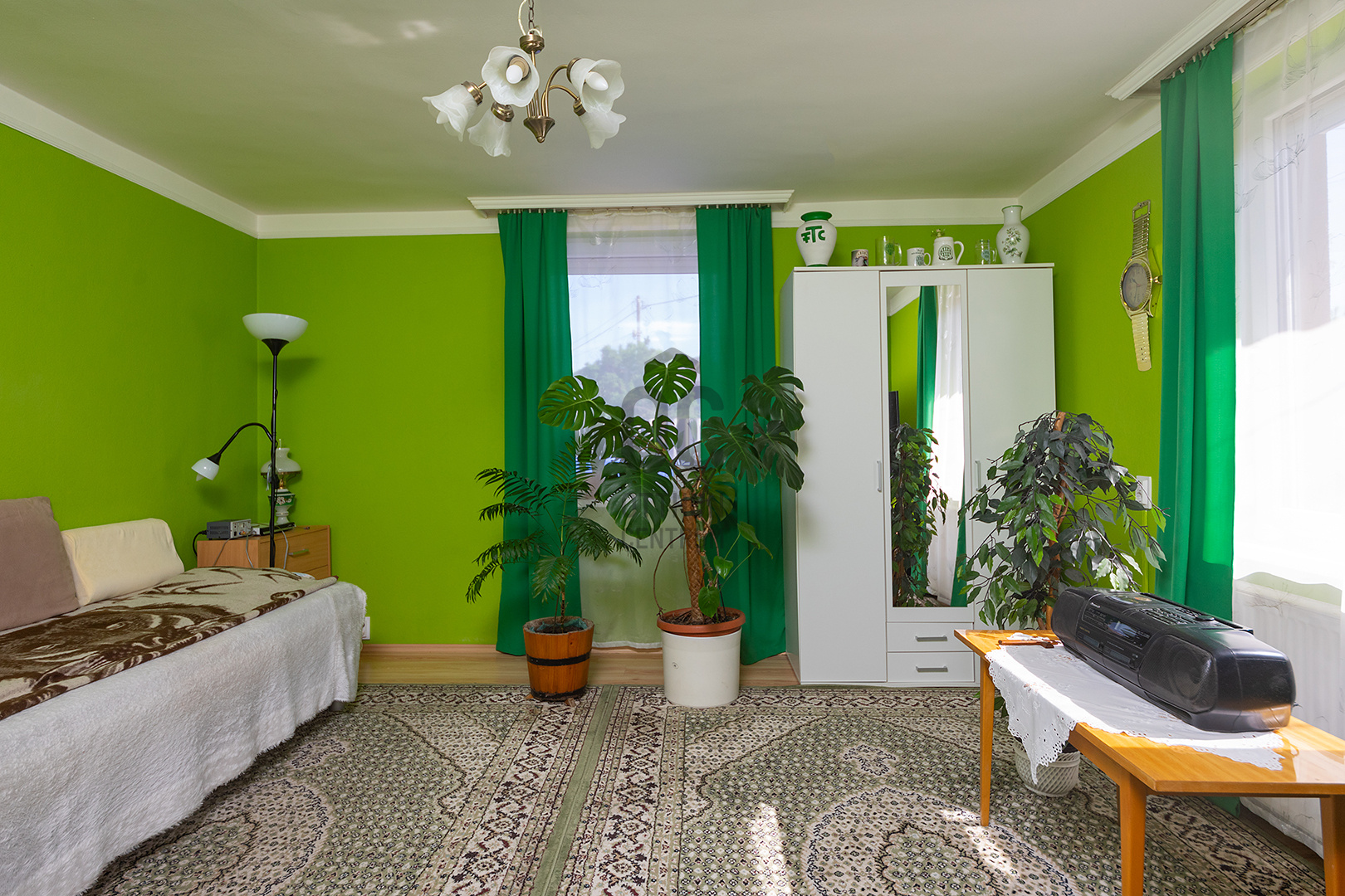 Gallery zoom image