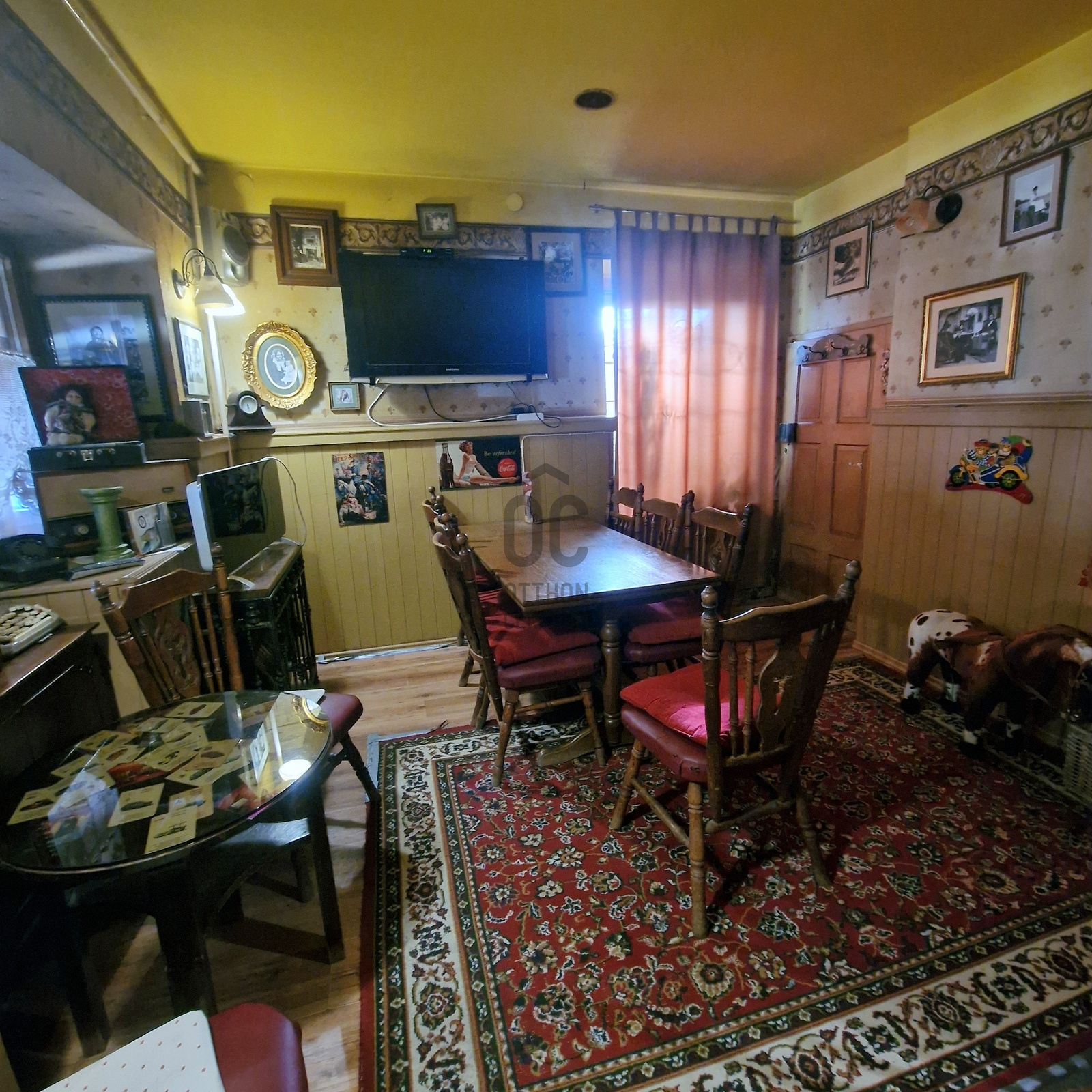 Gallery zoom image