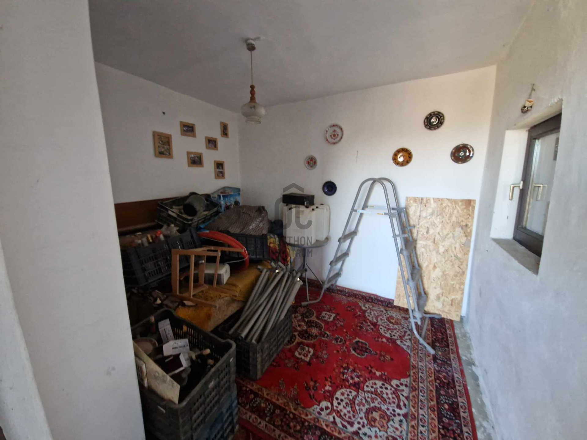 Gallery zoom image