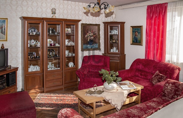 Gallery zoom image