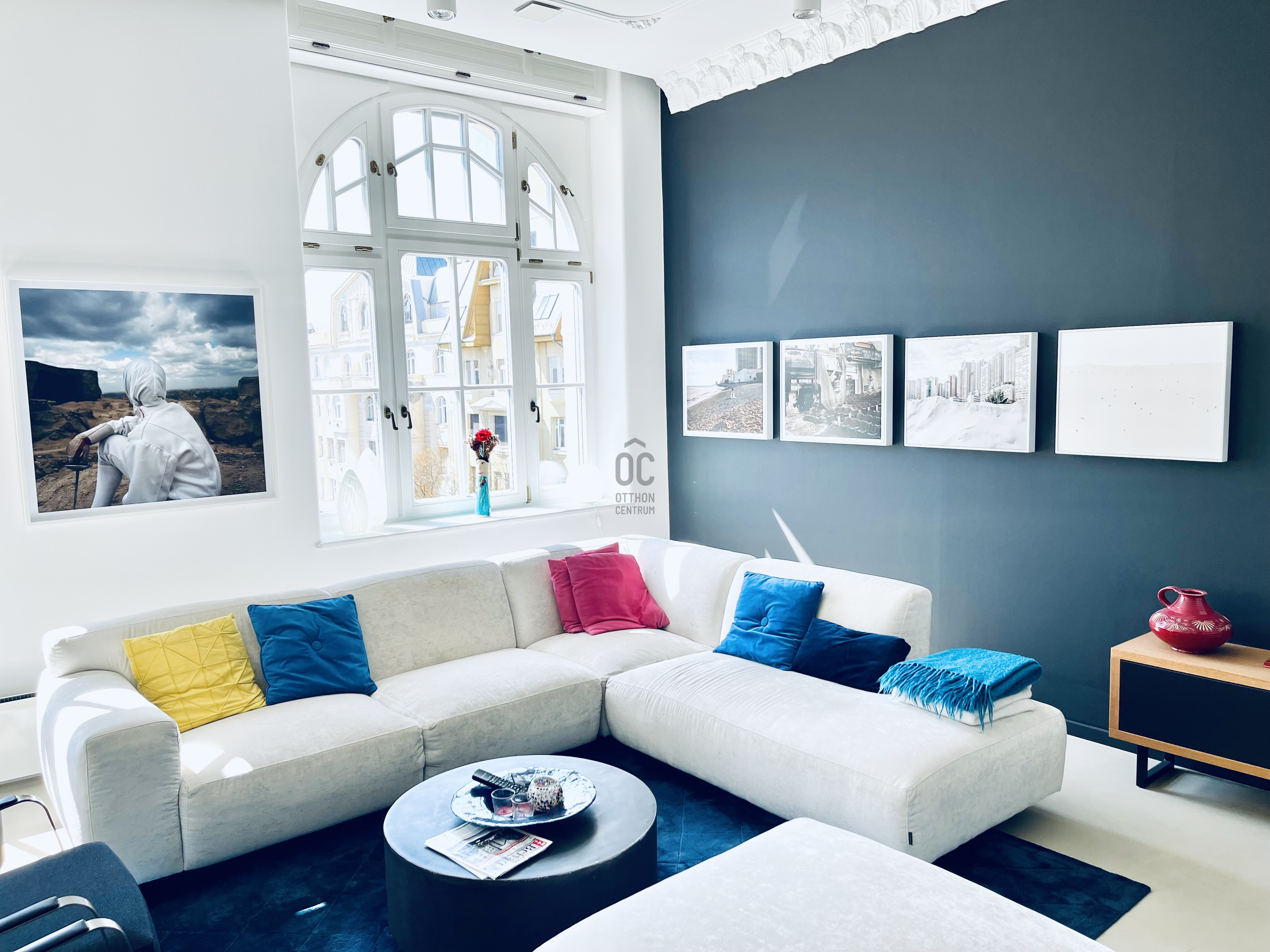 Gallery zoom image
