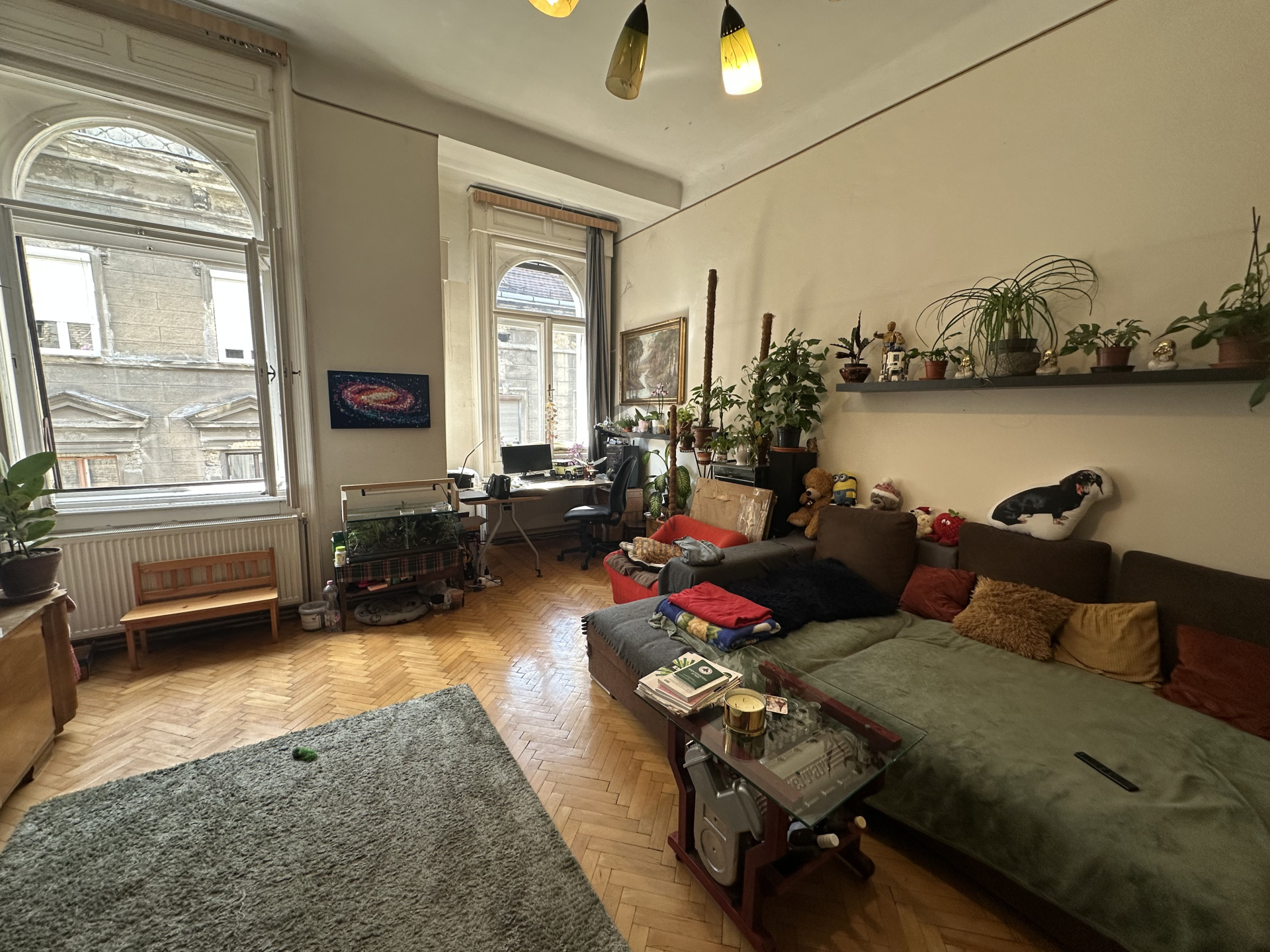 Gallery zoom image