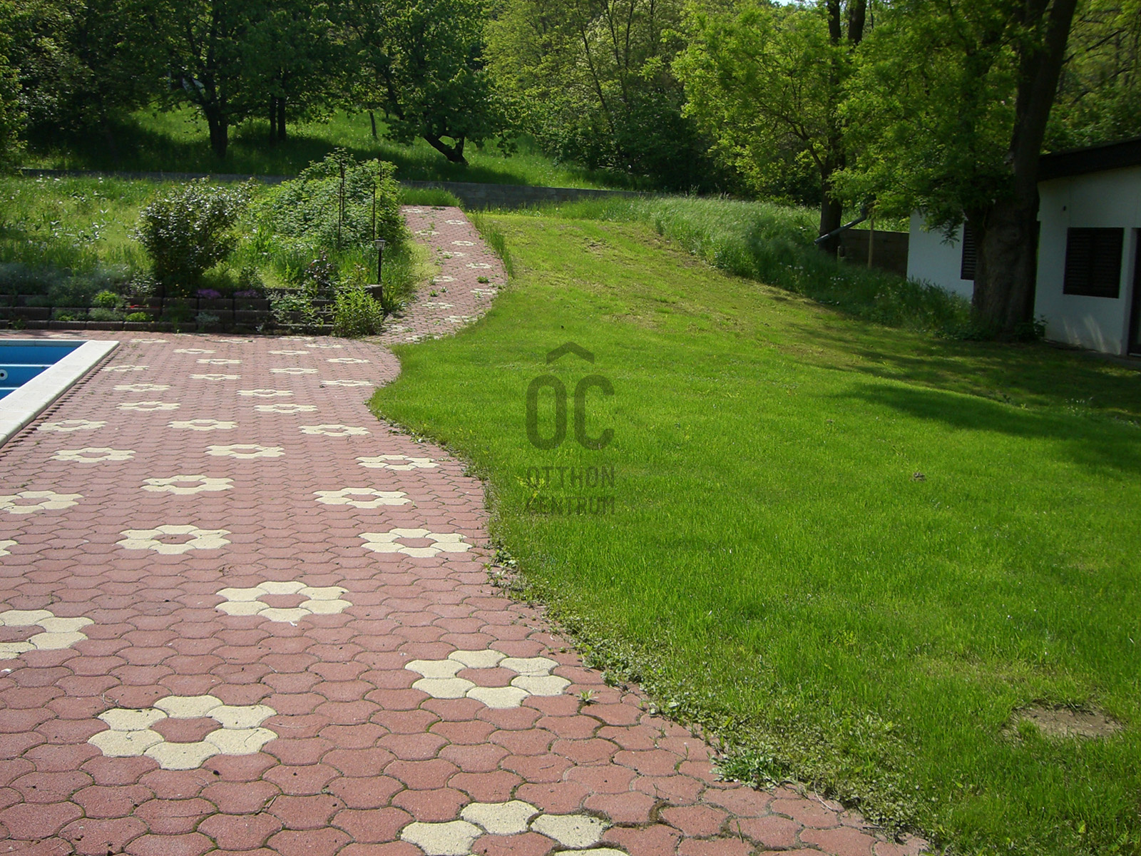 Gallery zoom image