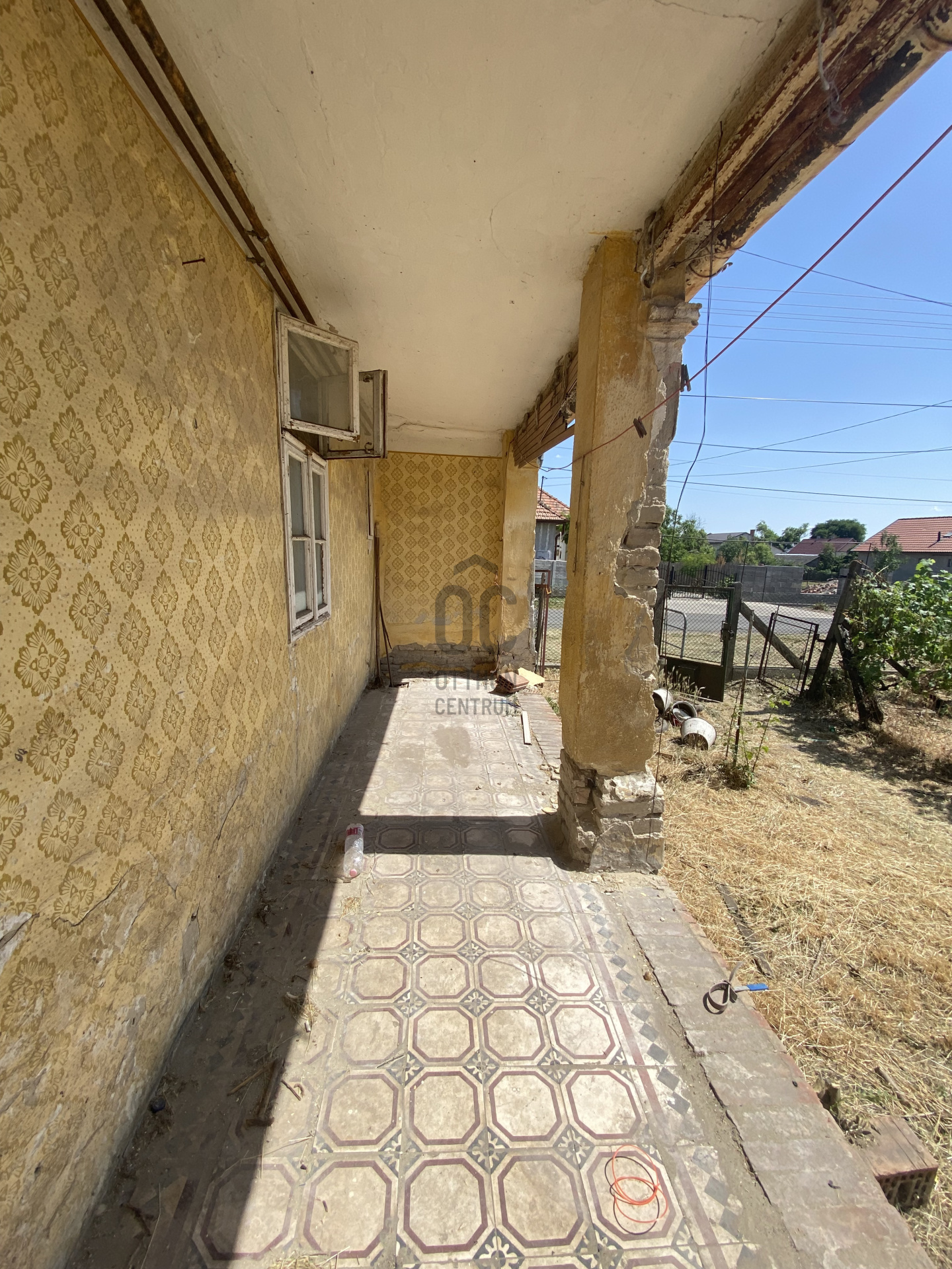 Gallery zoom image