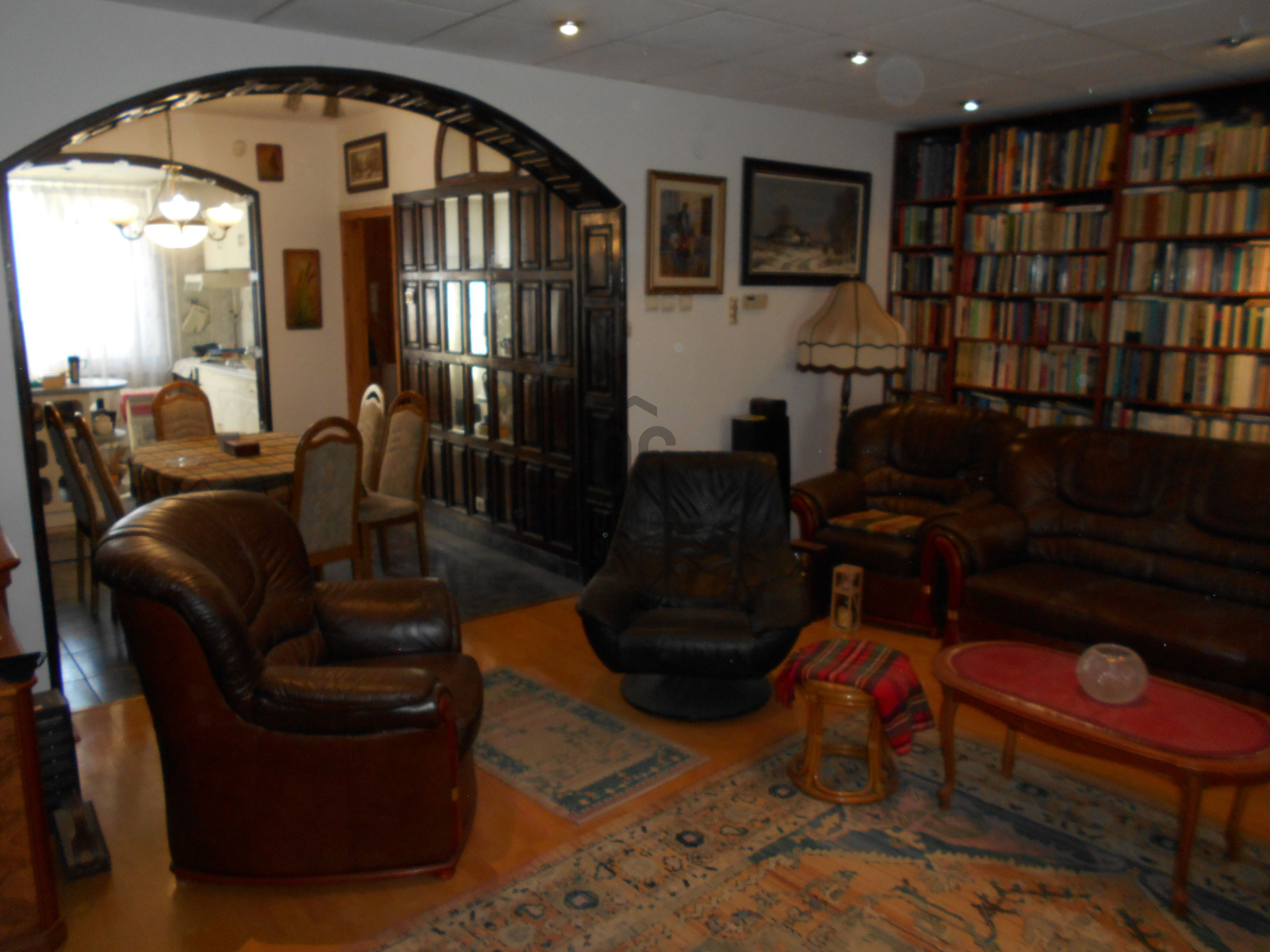 Gallery zoom image