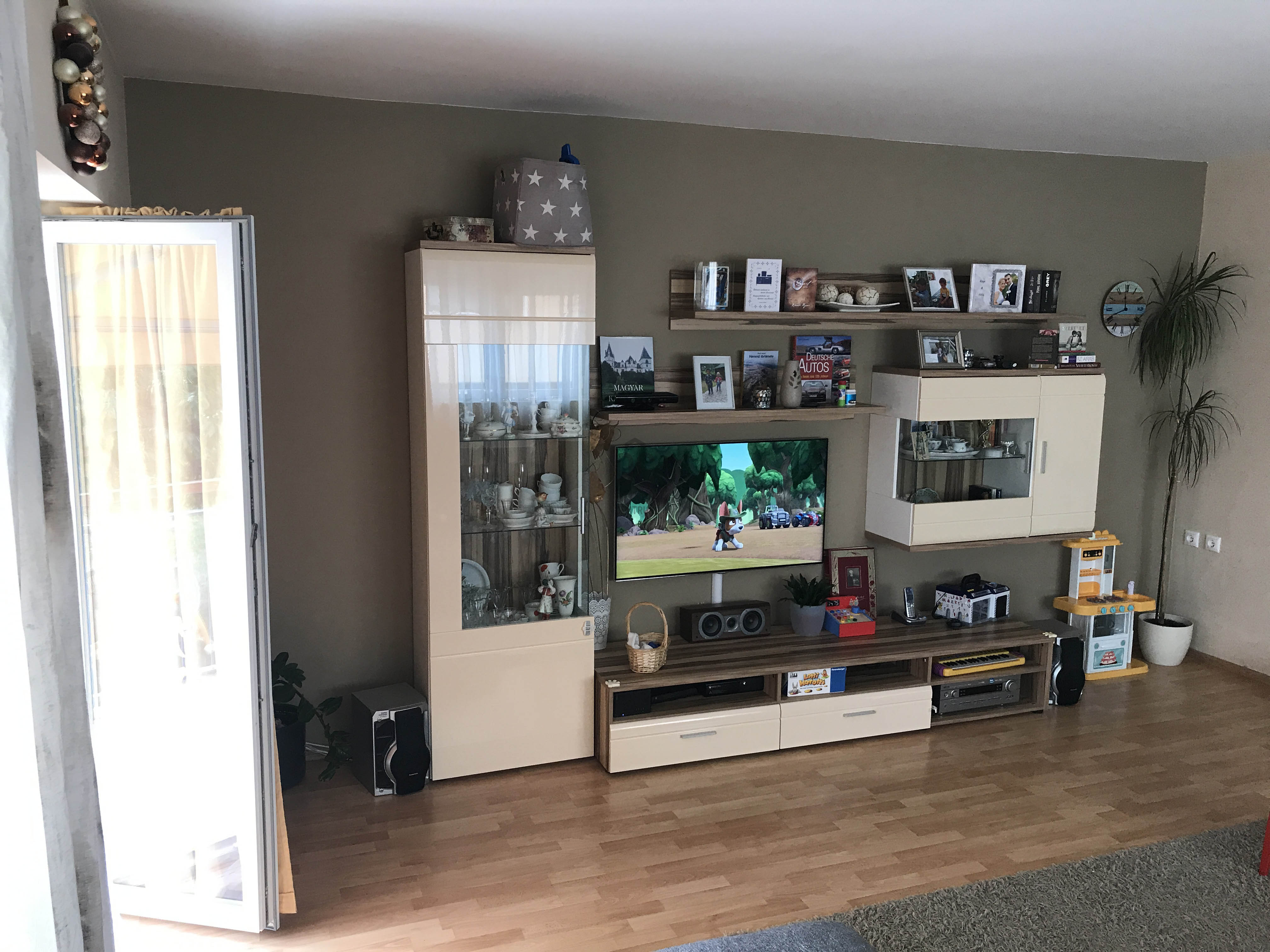 Gallery zoom image