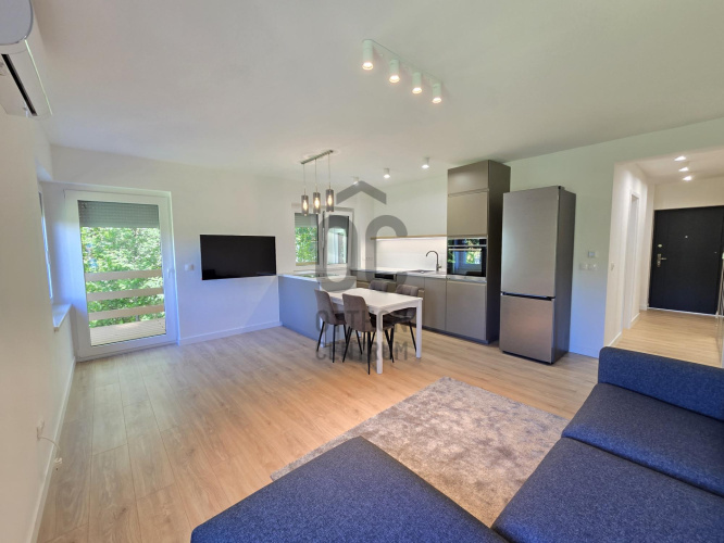 Lakás · 3 hálószoba · 60 m² · 350.000 Ft