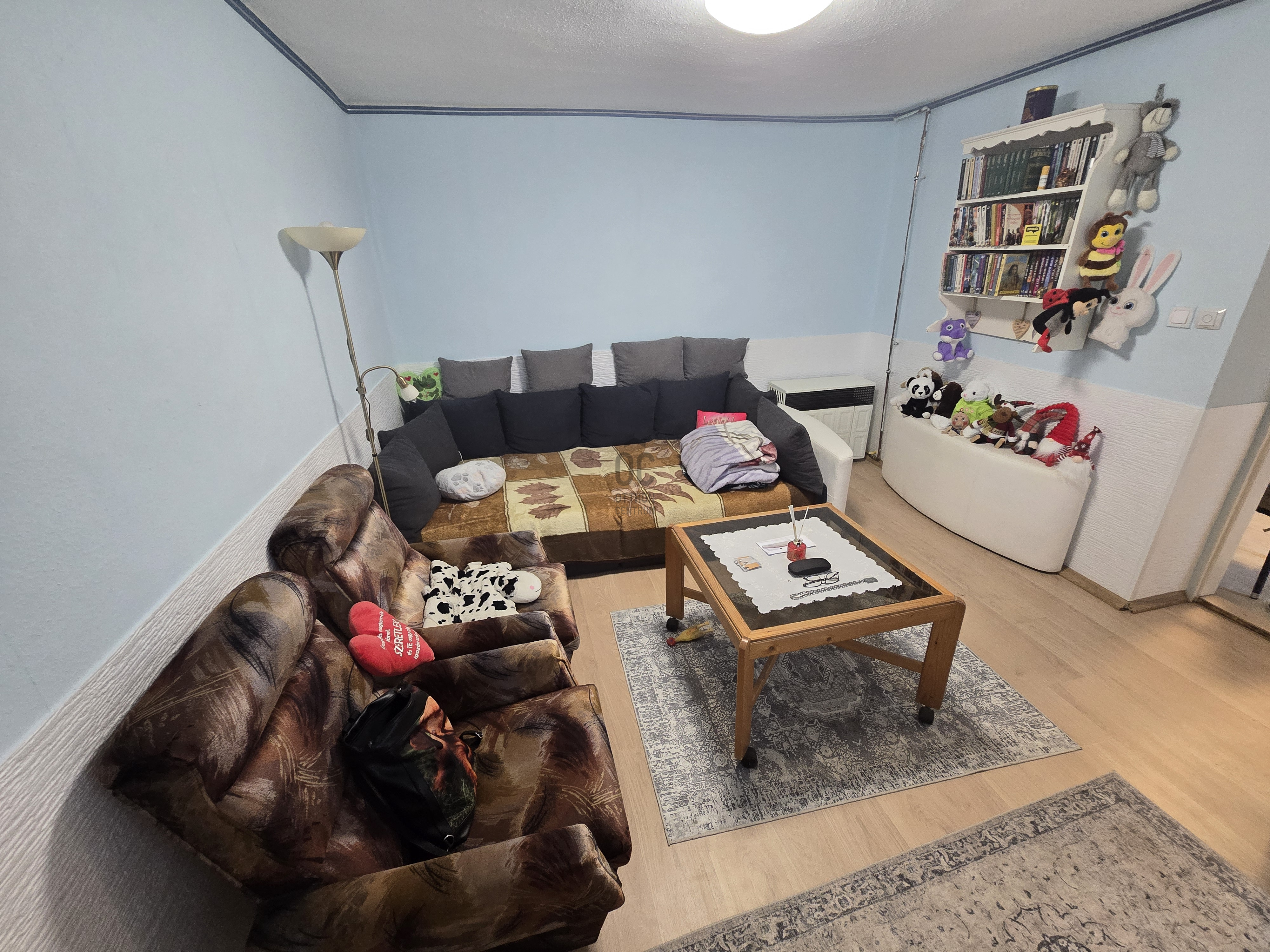 Gallery zoom image