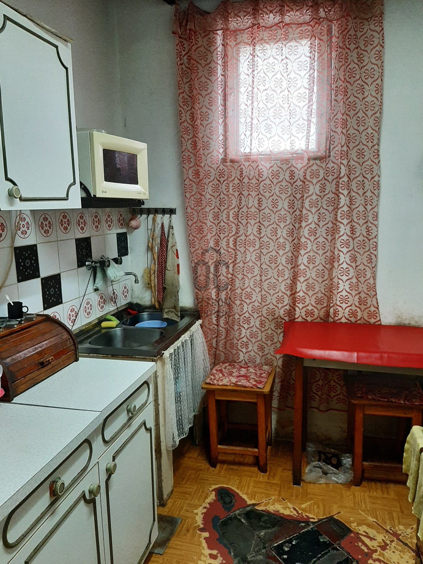 Gallery zoom image