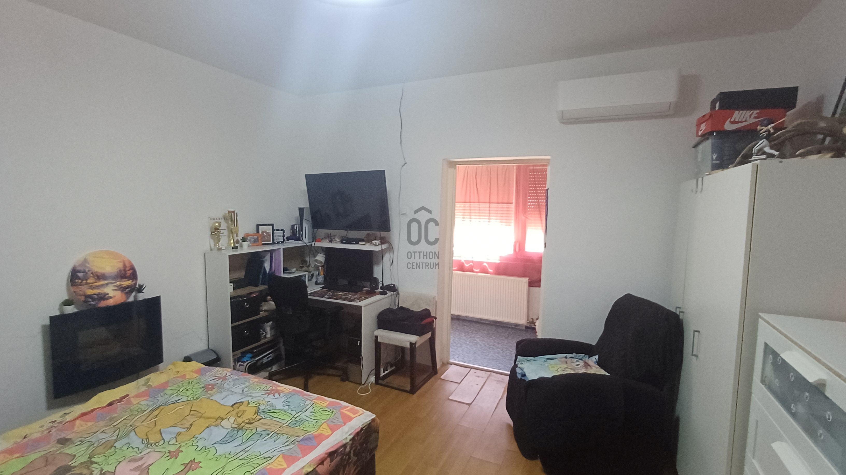 Gallery zoom image