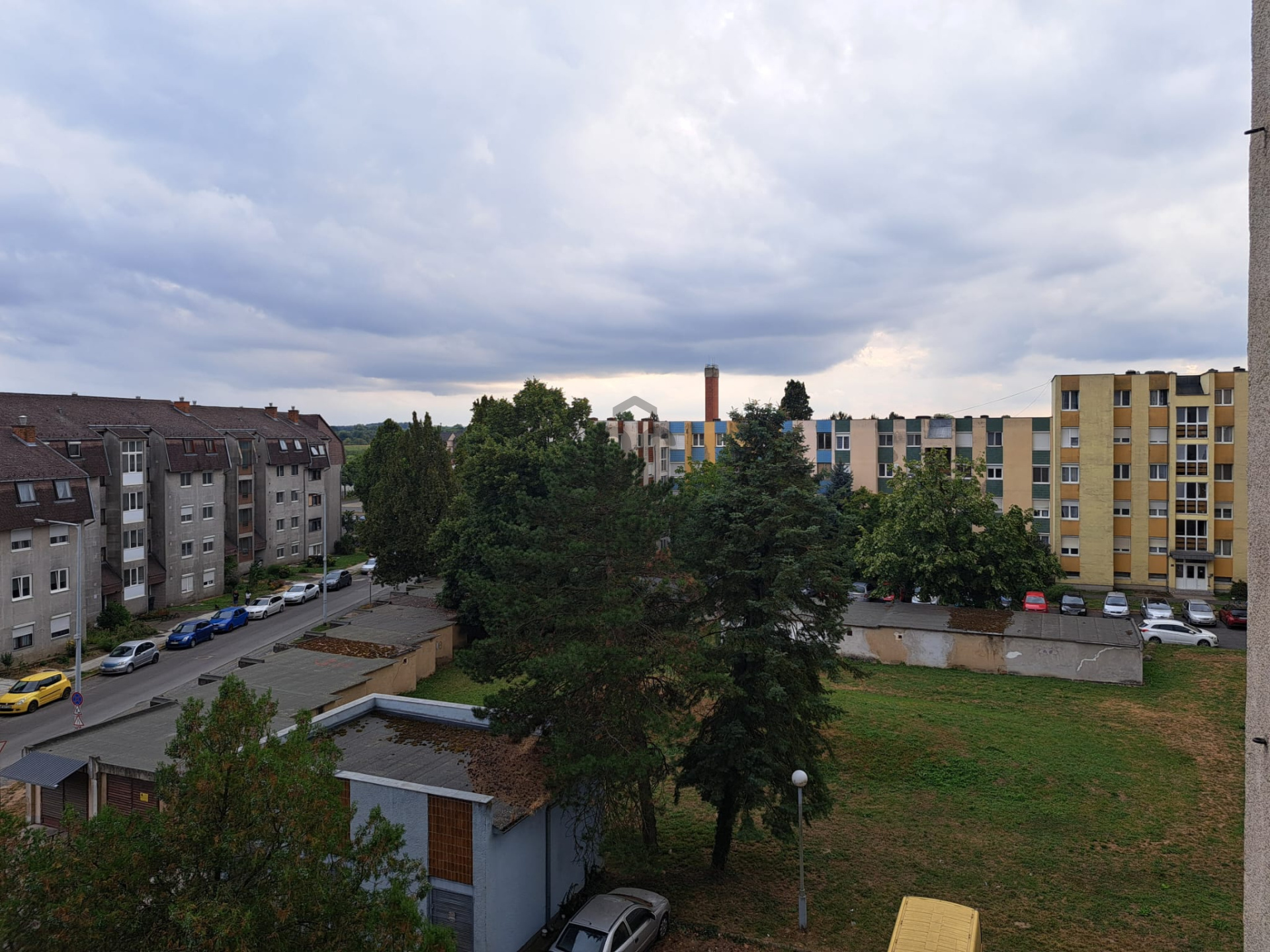 Gallery zoom image