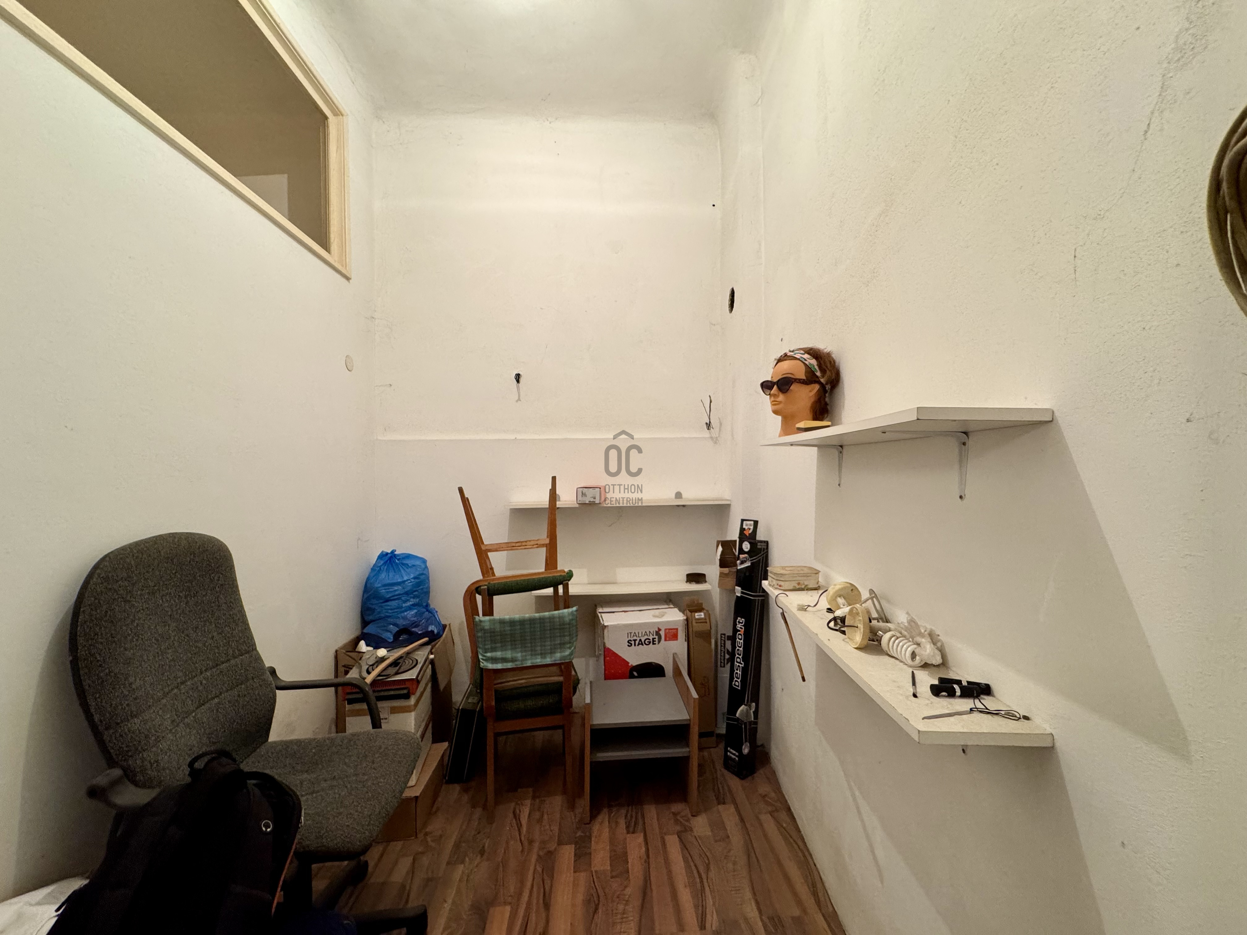 Gallery zoom image