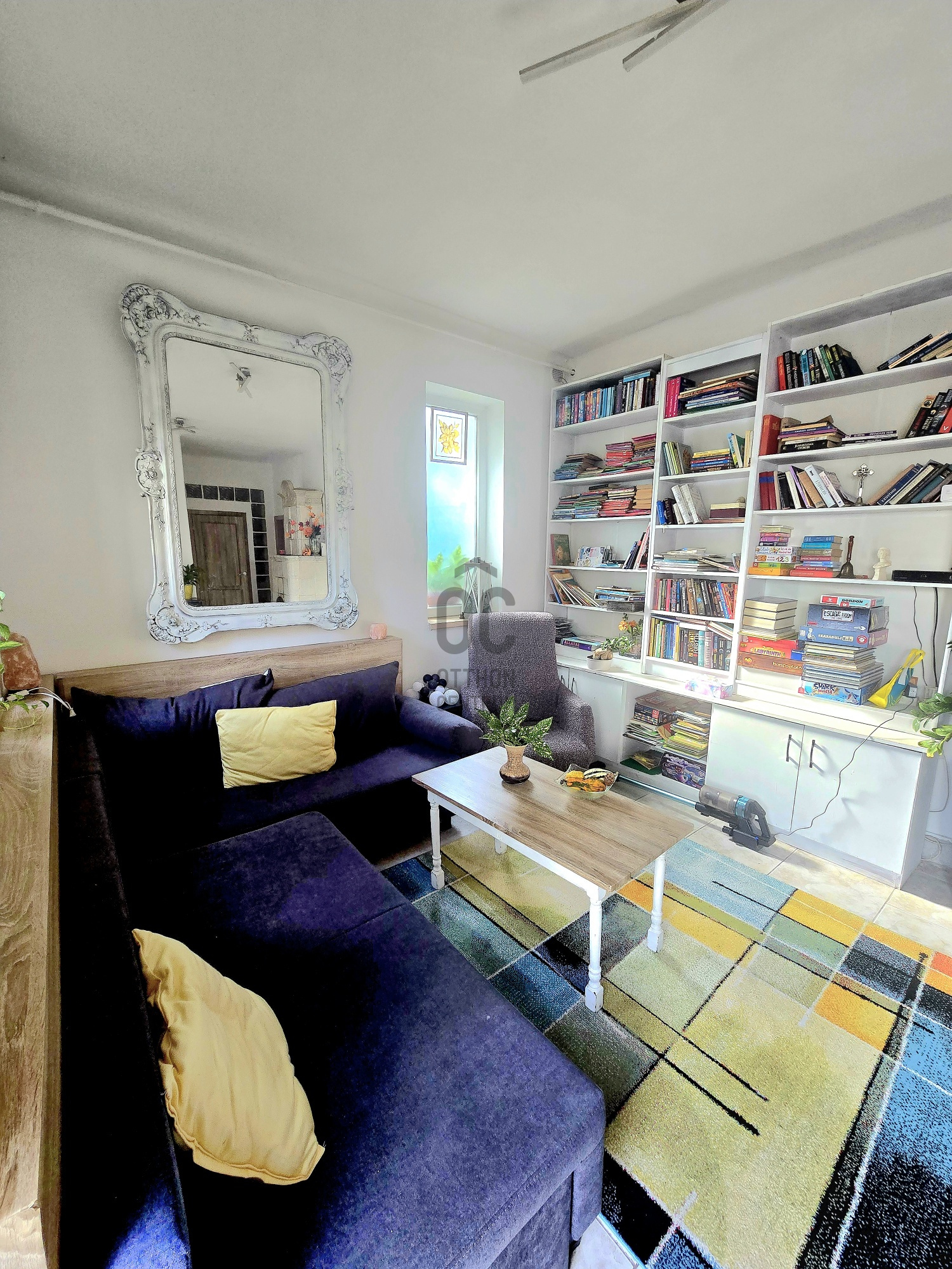 Gallery zoom image