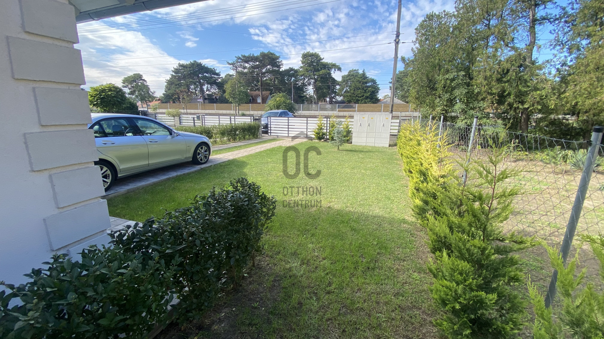 Gallery zoom image
