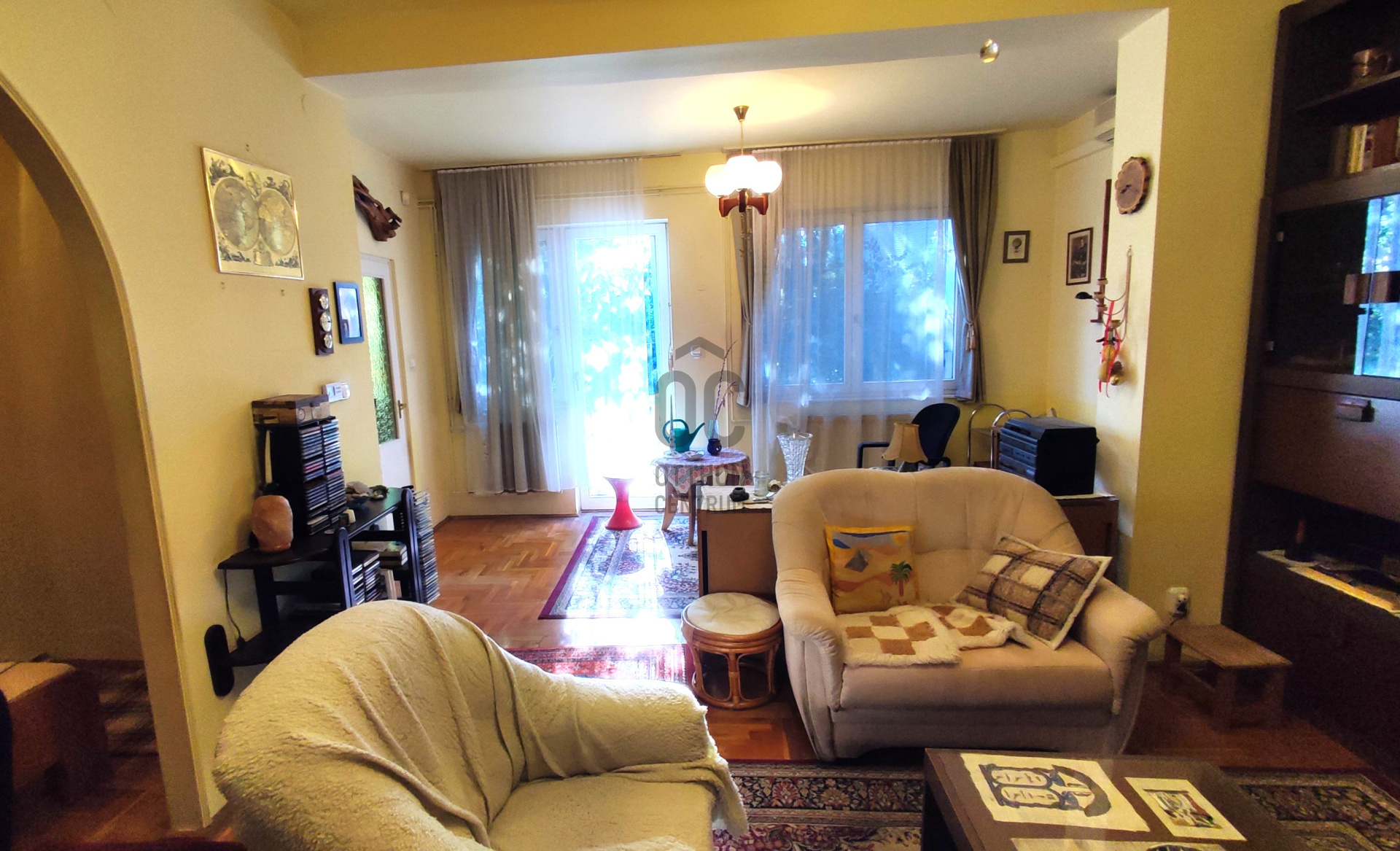Gallery zoom image