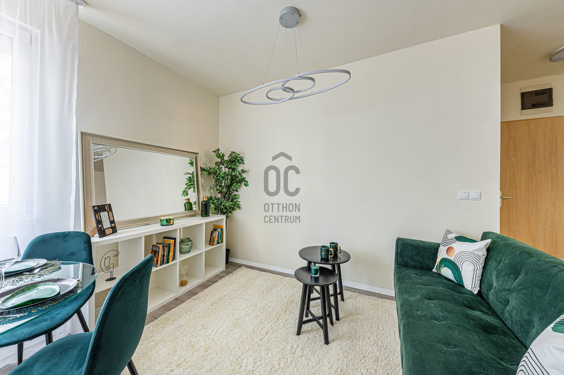 Gallery zoom image