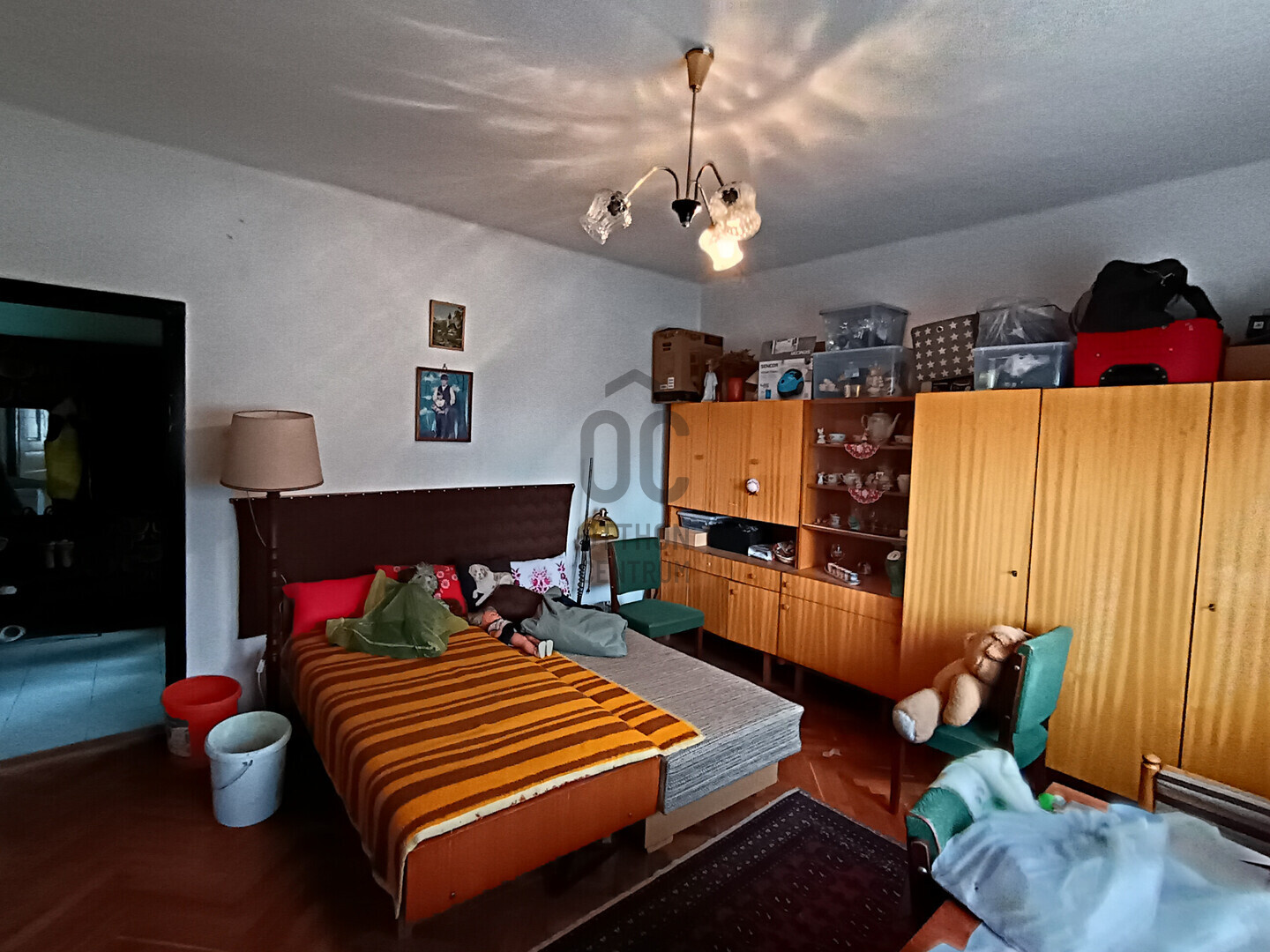 Gallery zoom image