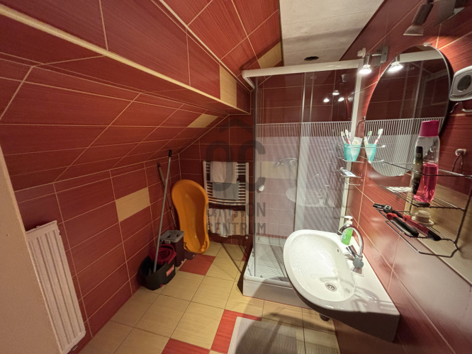 Várpalotai eladó családi ház, H509167