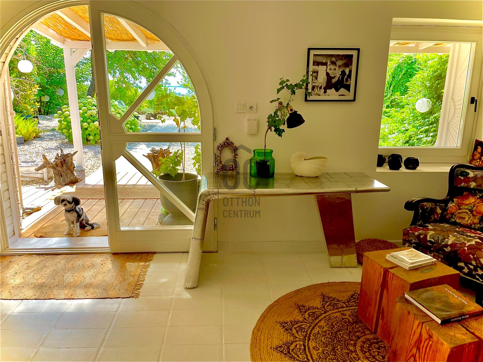 Gallery zoom image