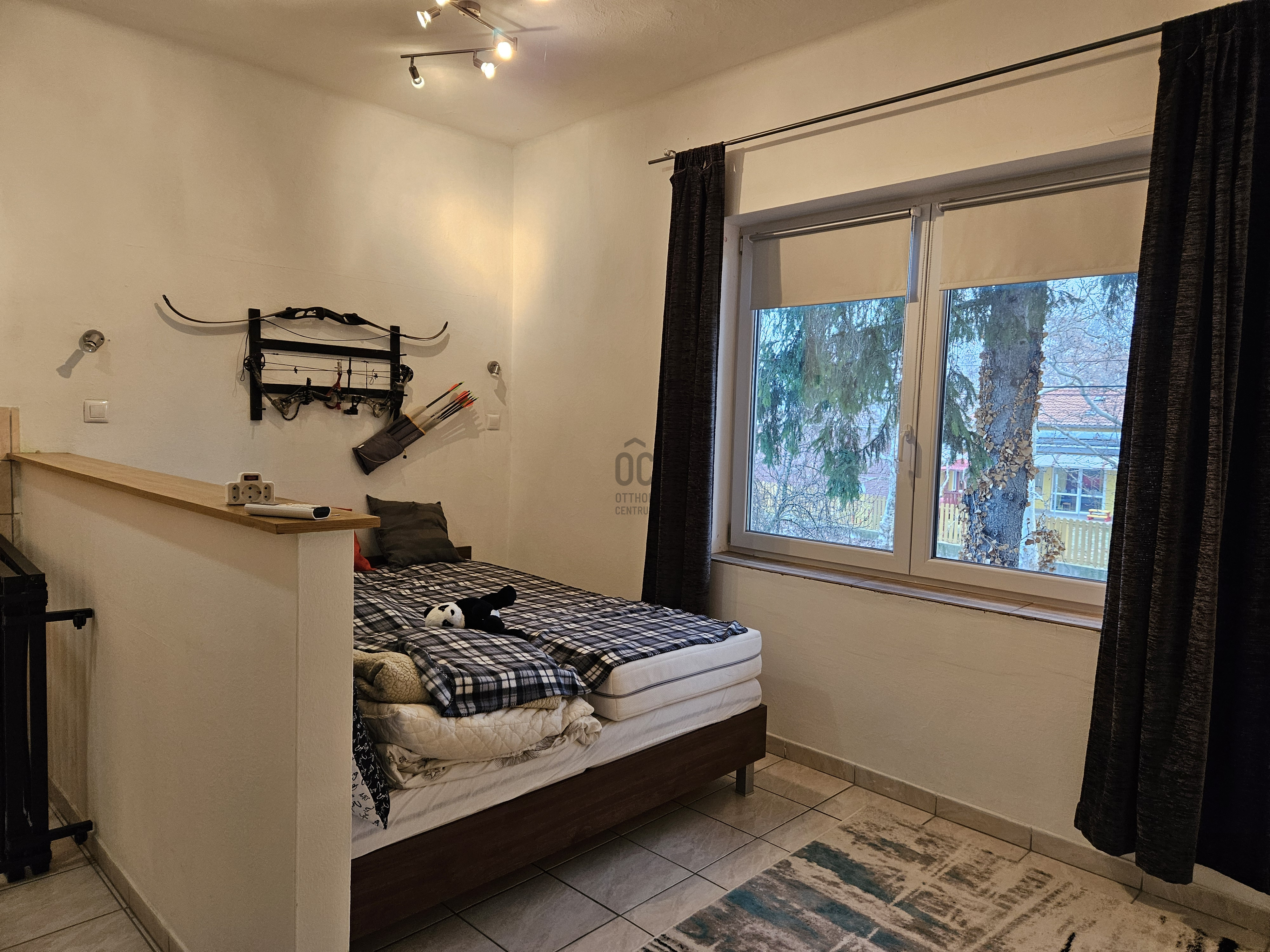 Gallery zoom image