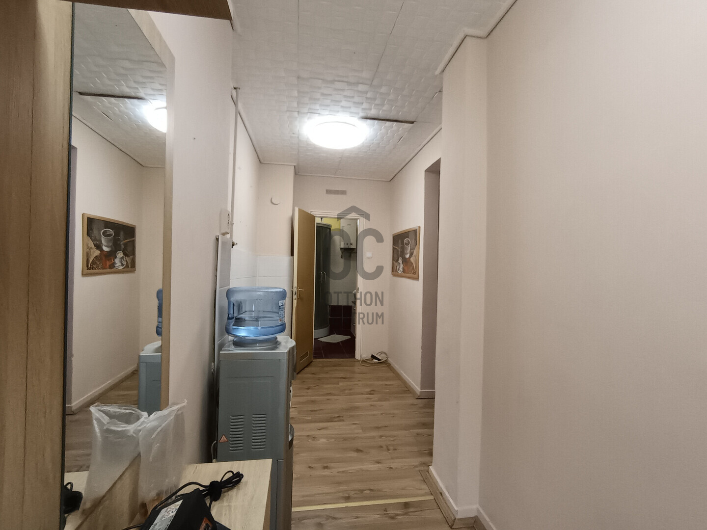 Gallery zoom image