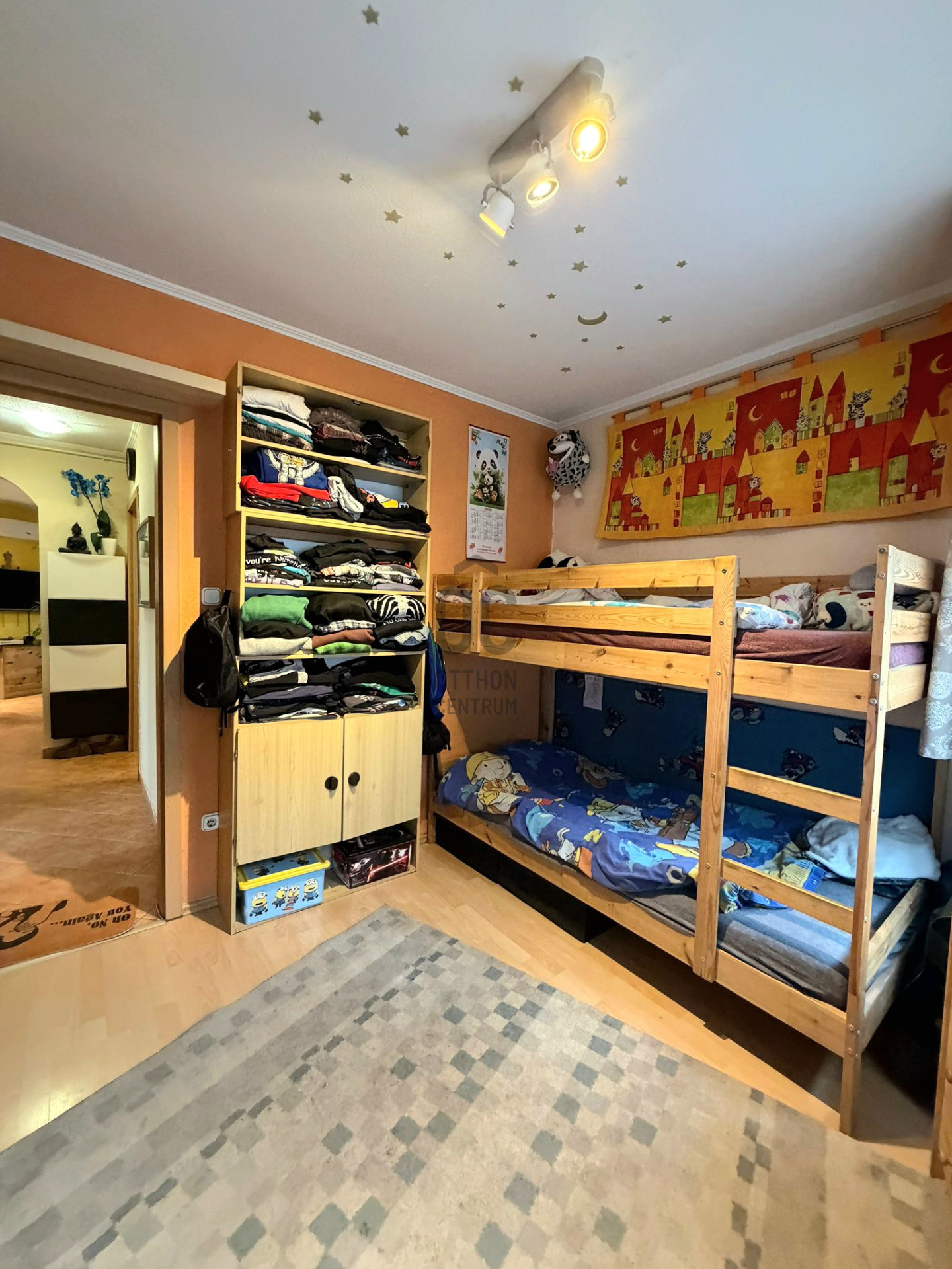 Gallery zoom image
