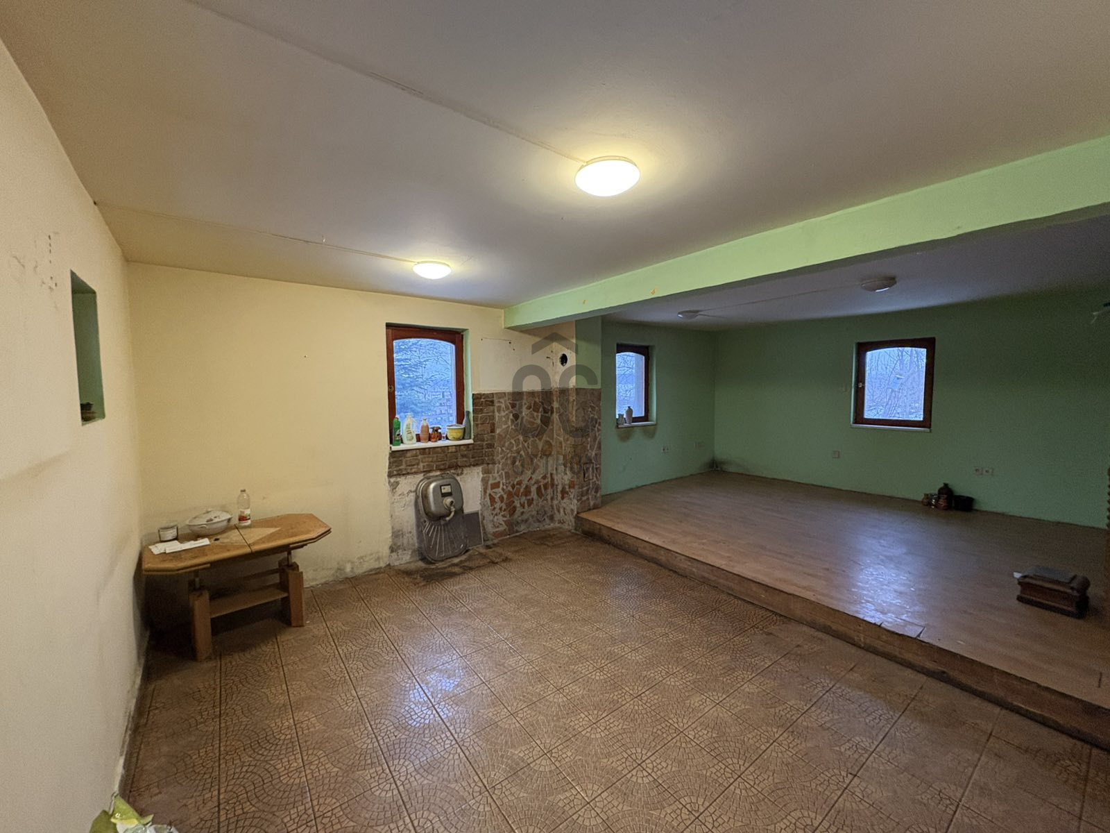 Gallery zoom image
