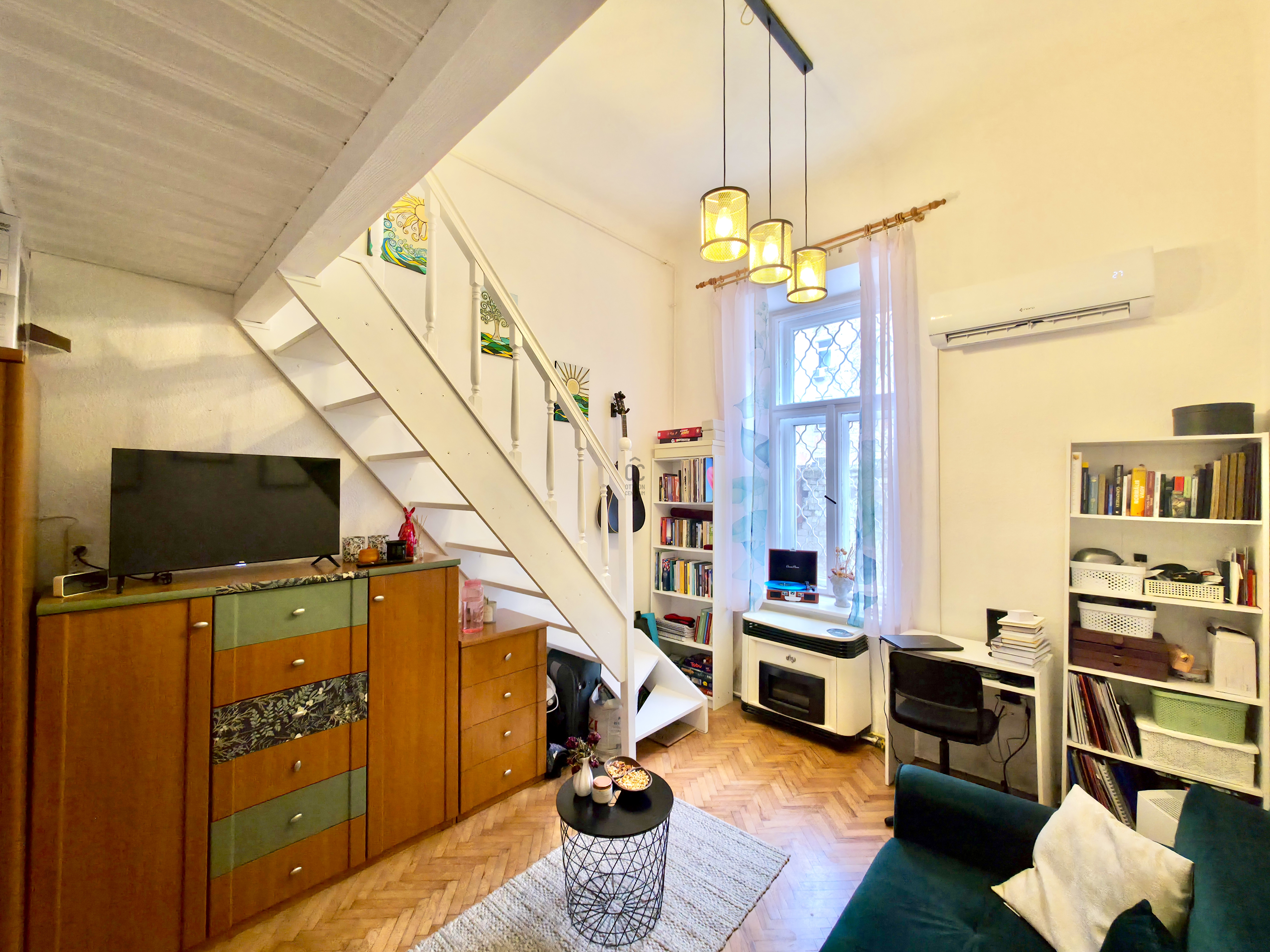 Gallery zoom image