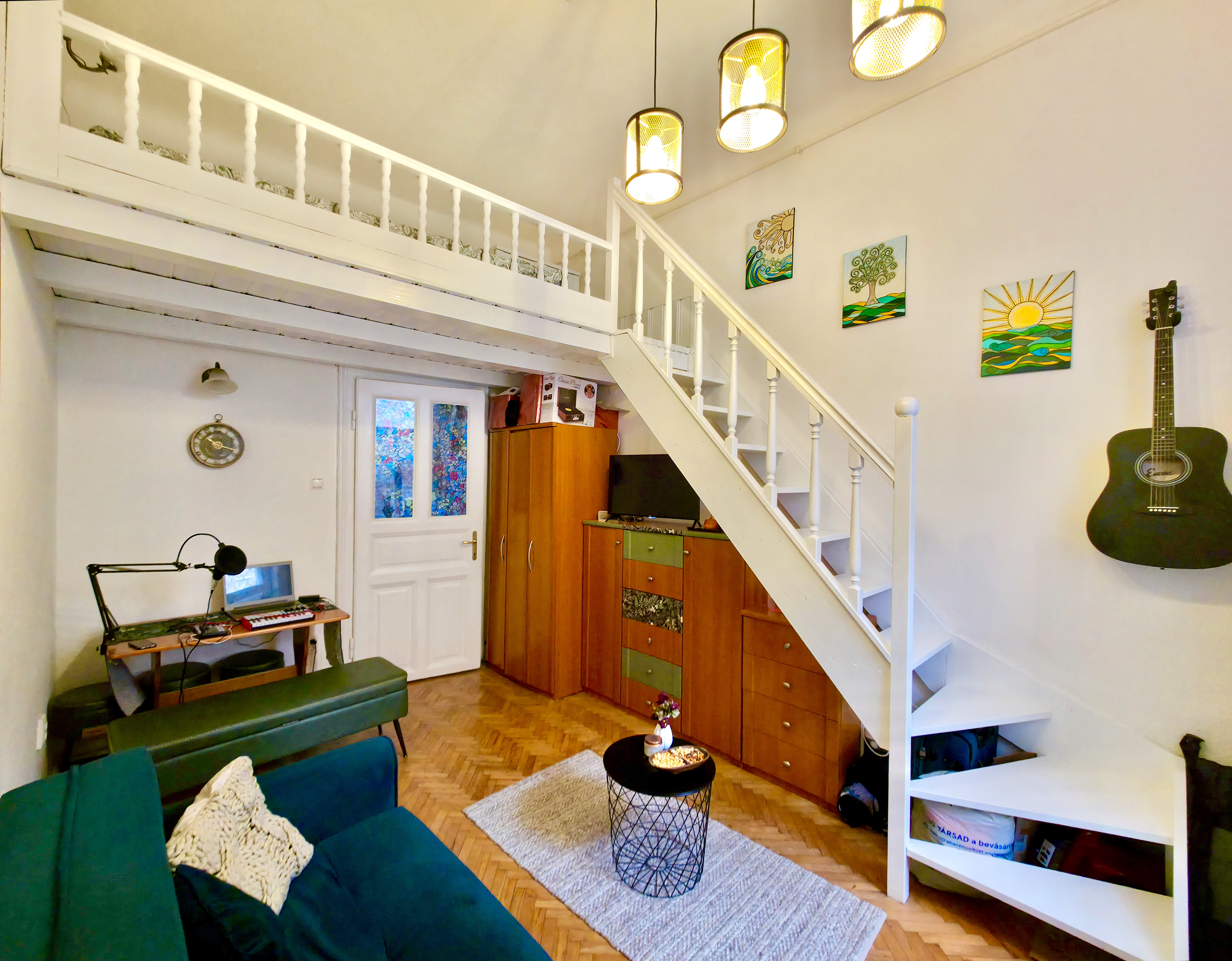 Gallery zoom image