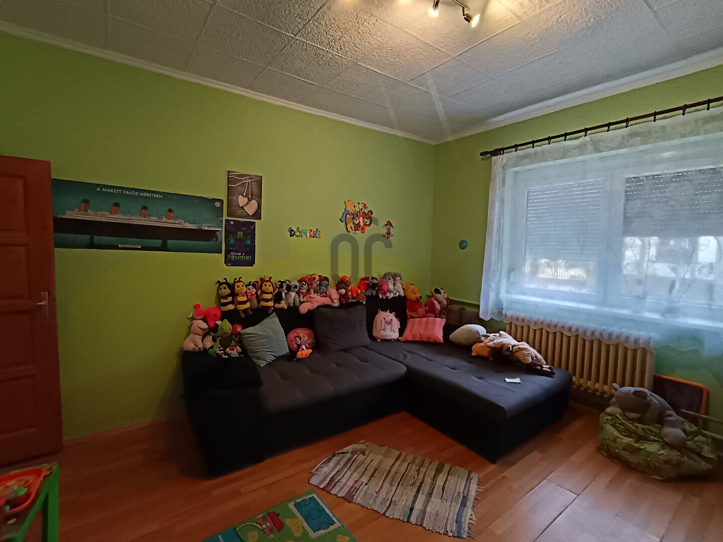 Gallery zoom image