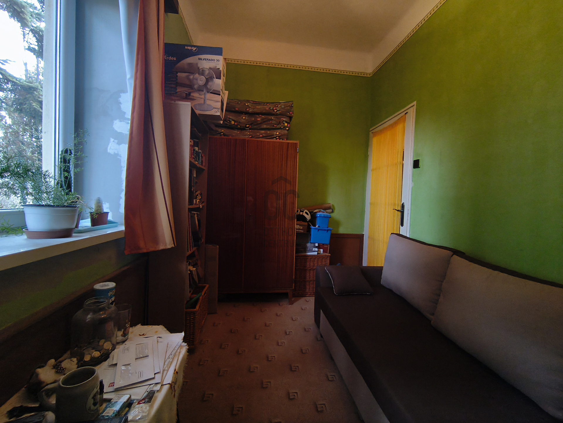 Gallery zoom image