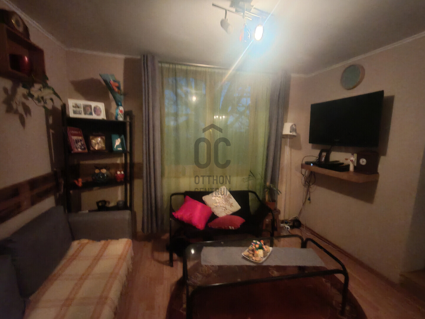 Gallery zoom image