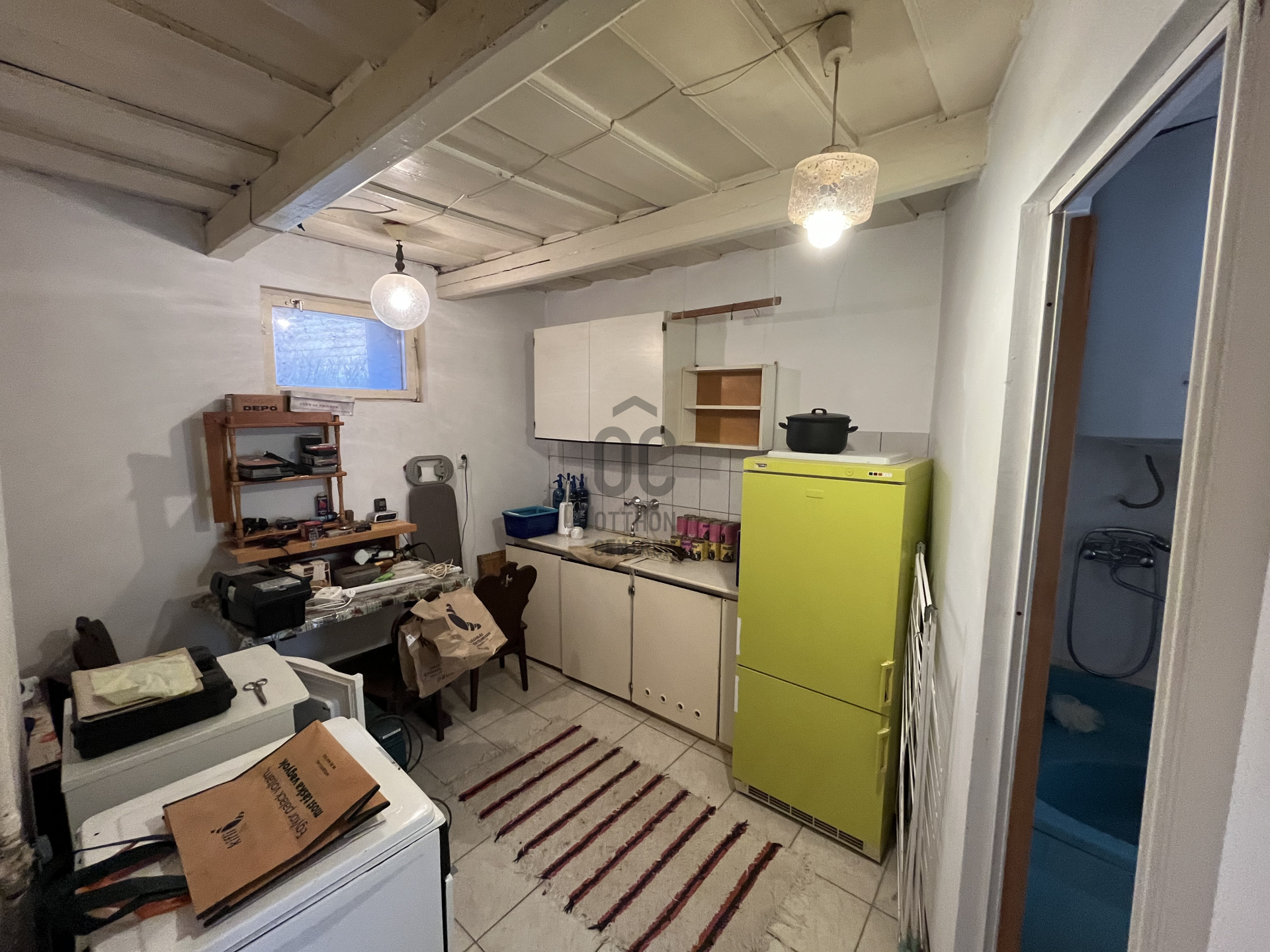 Gallery zoom image