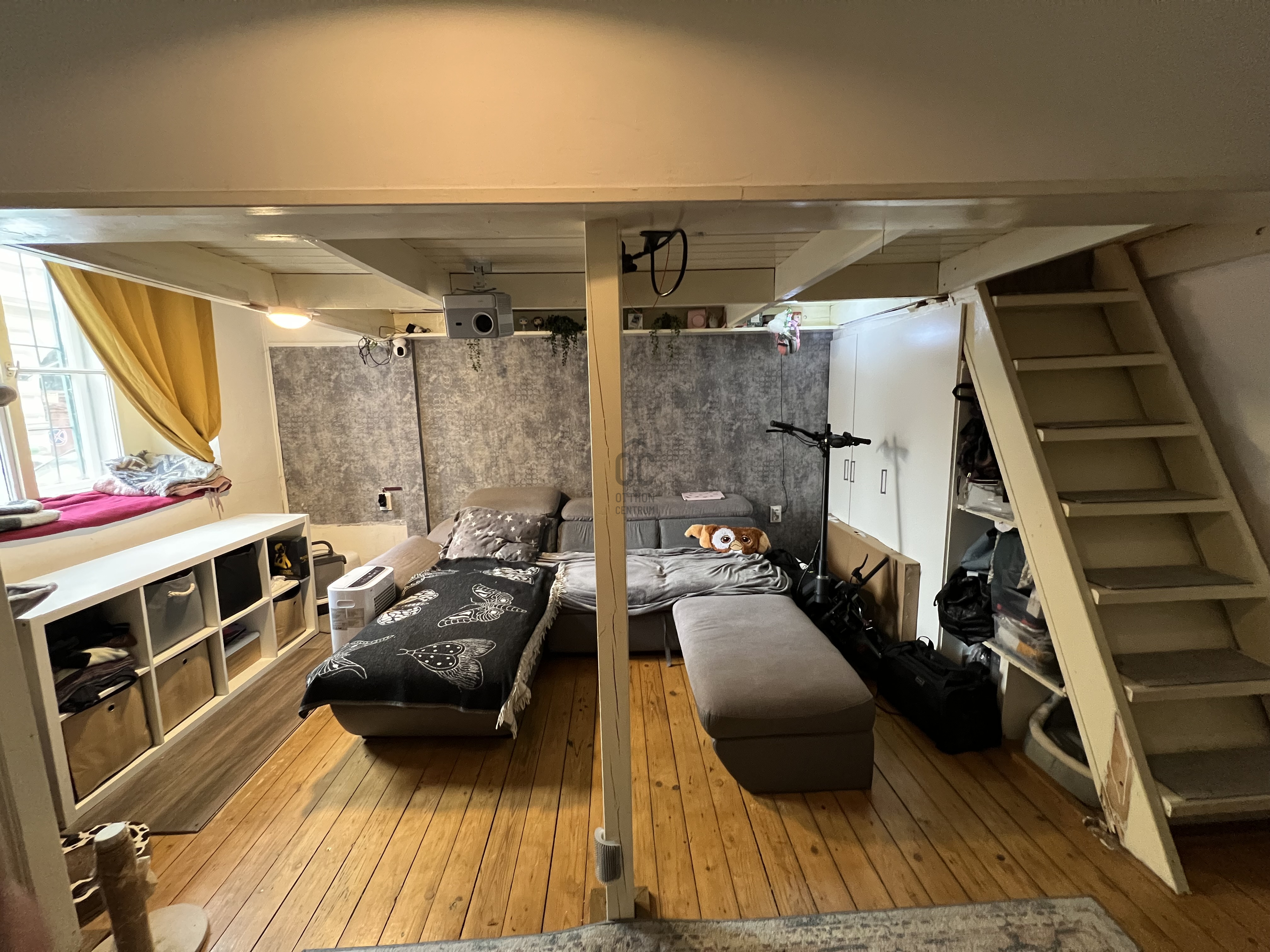Gallery zoom image