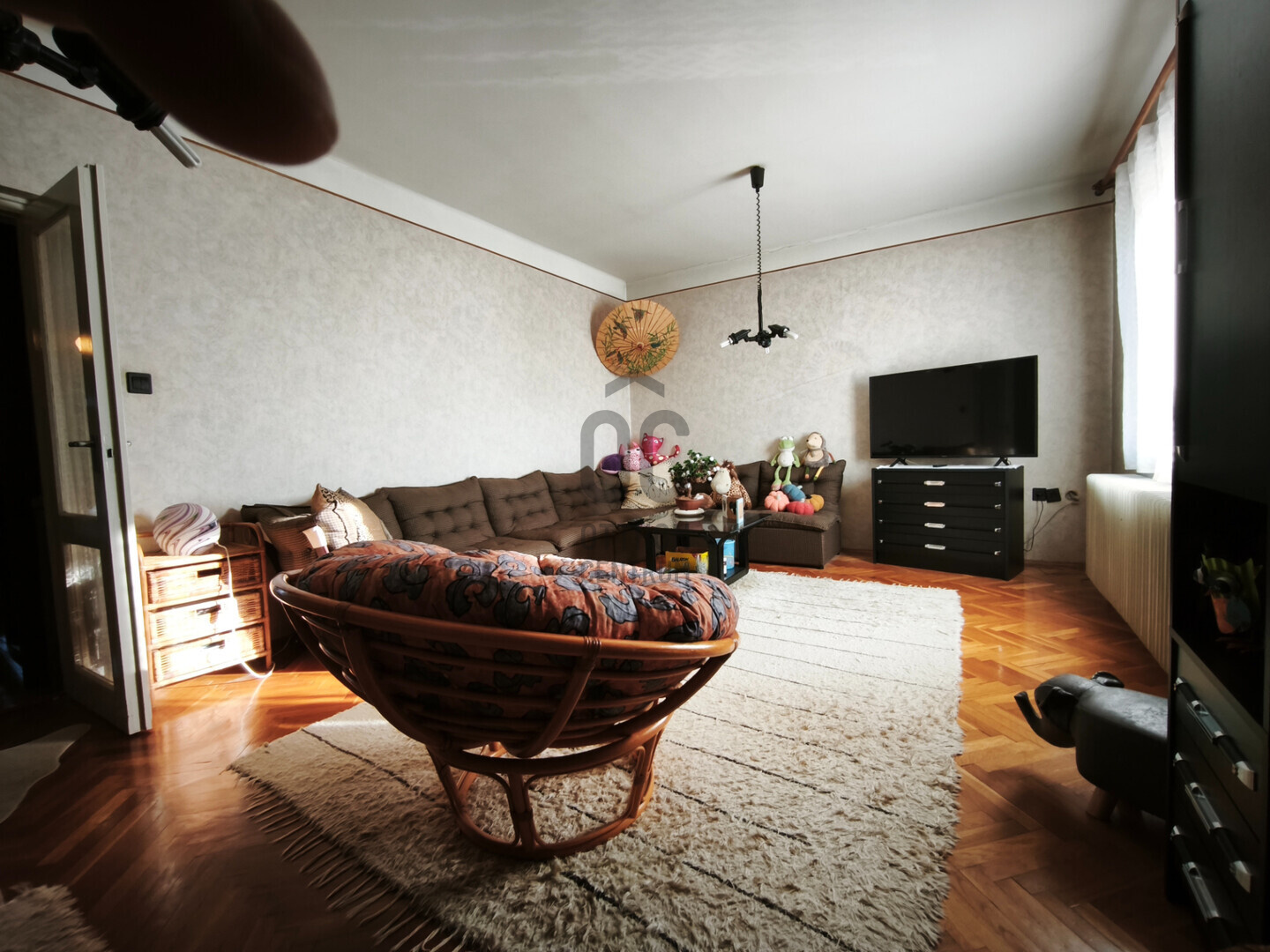 Gallery zoom image