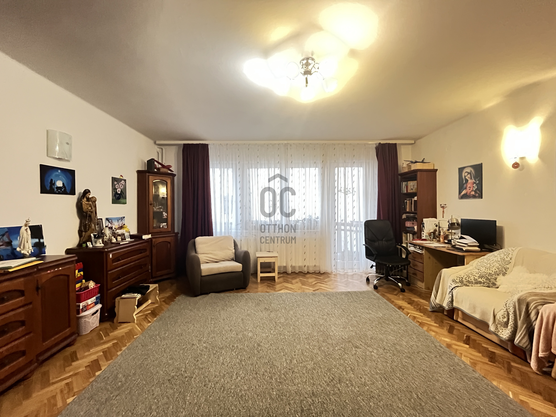 Gallery zoom image