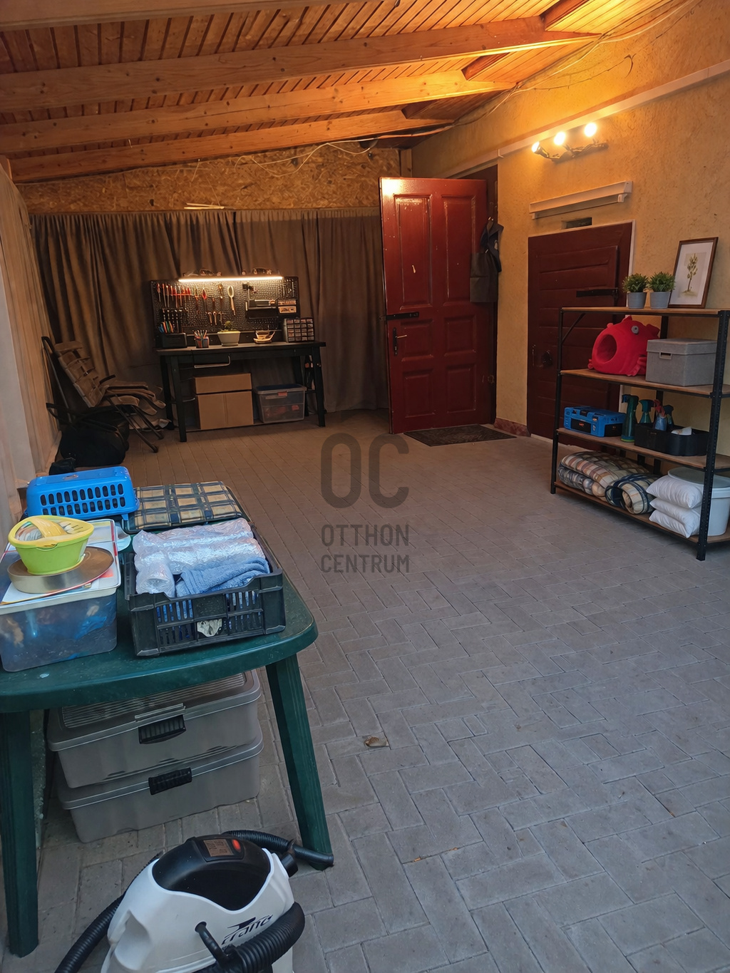 Gallery zoom image