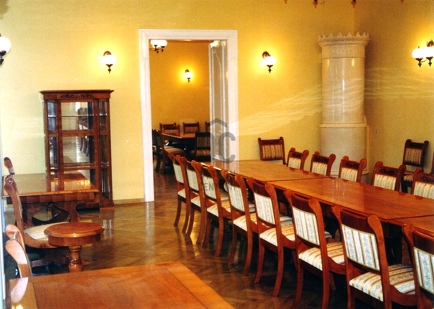 Gallery zoom image