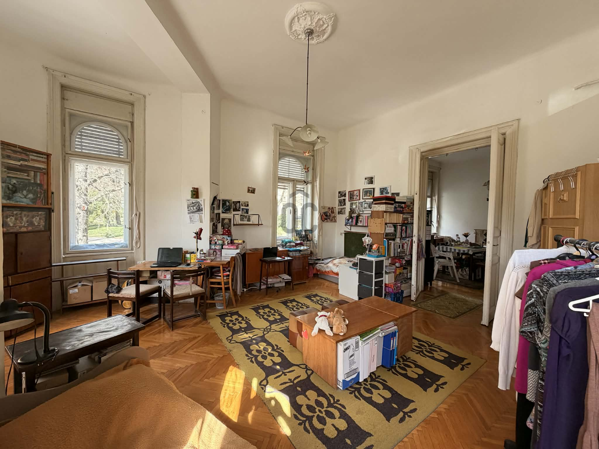 Gallery zoom image