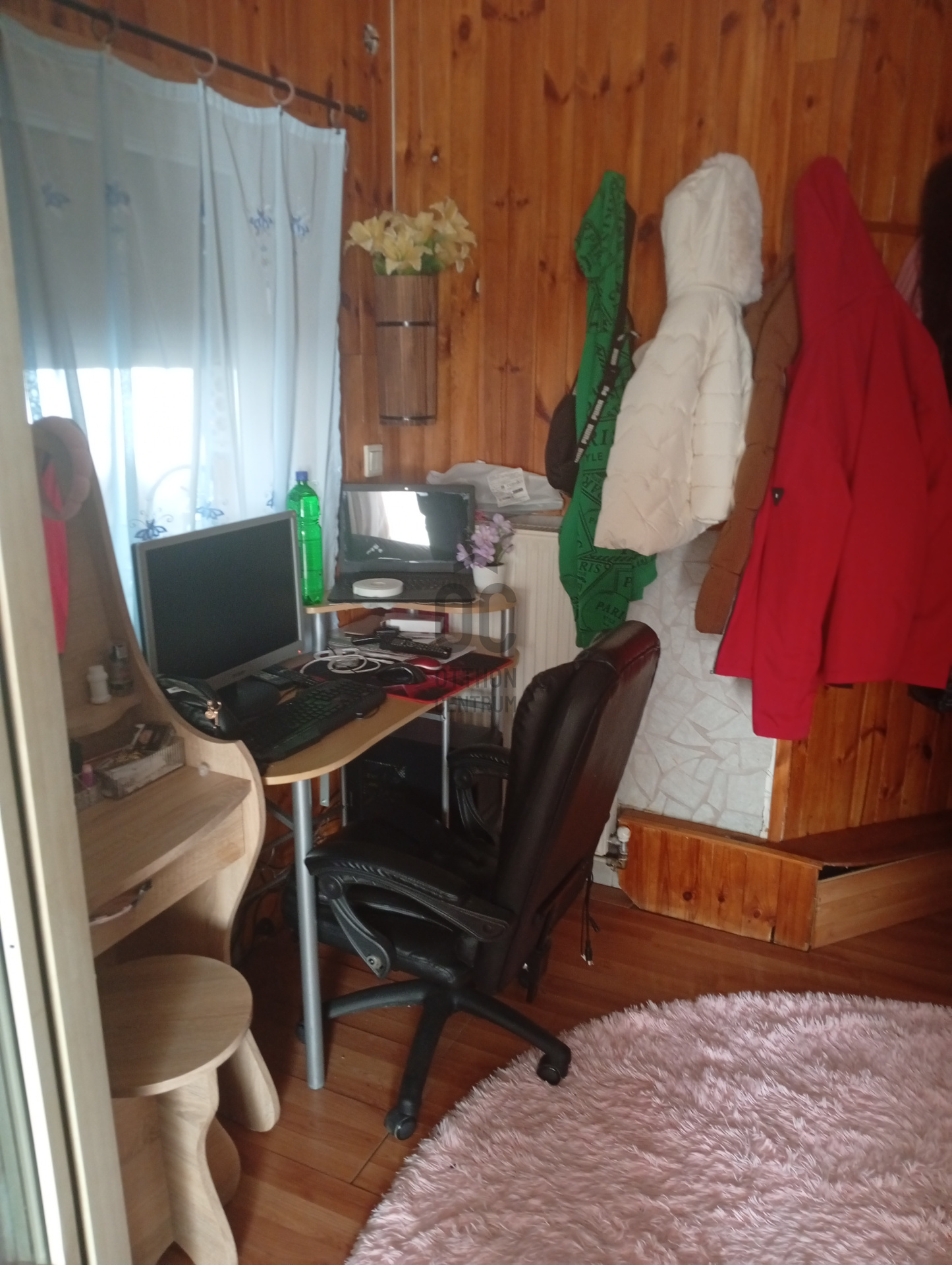 Gallery zoom image