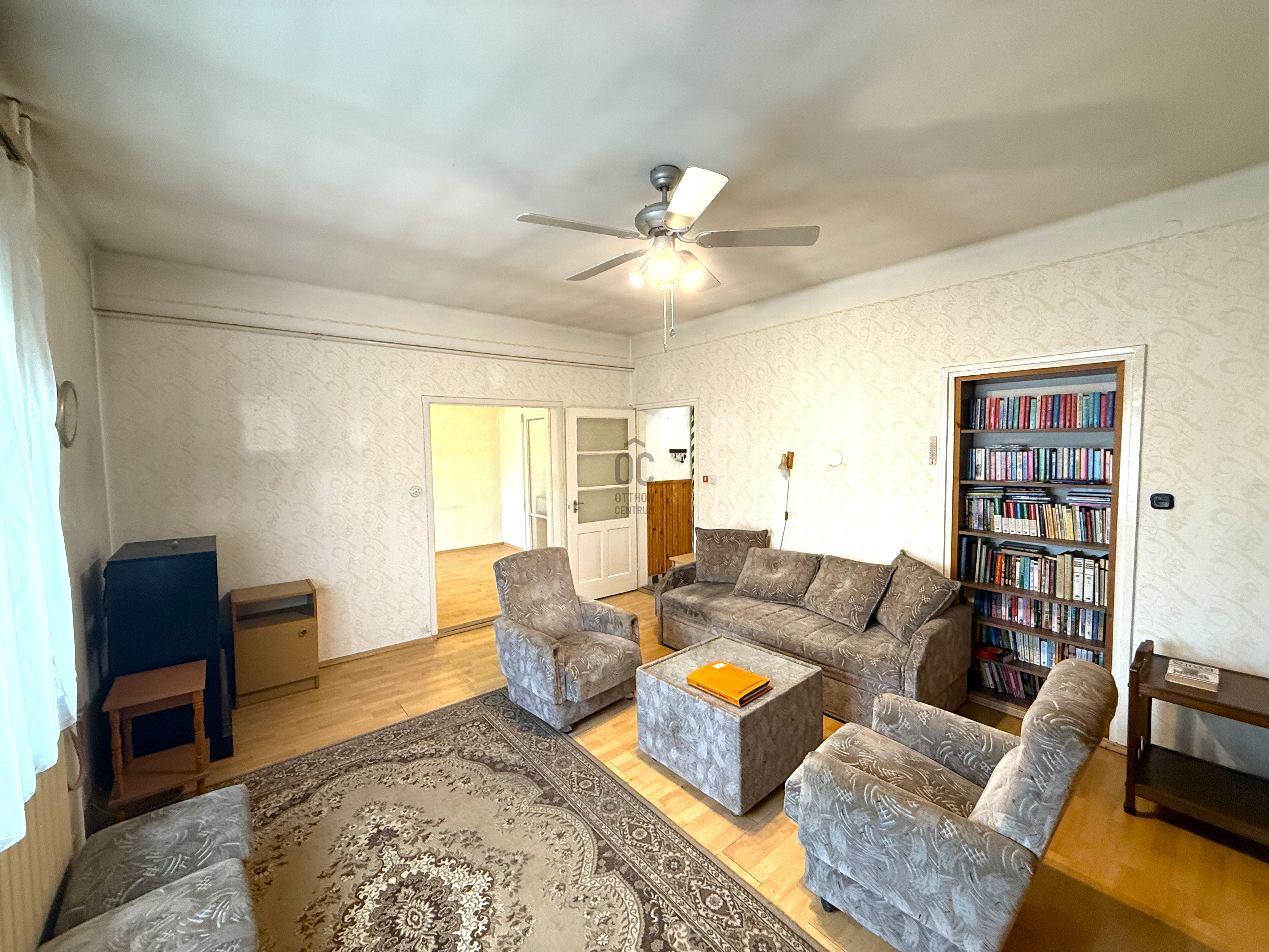 Gallery zoom image