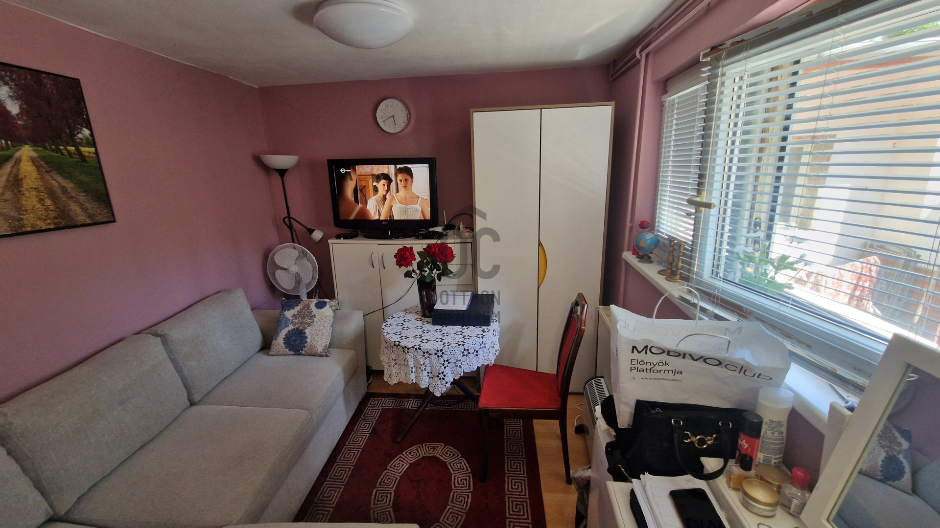 Gallery zoom image