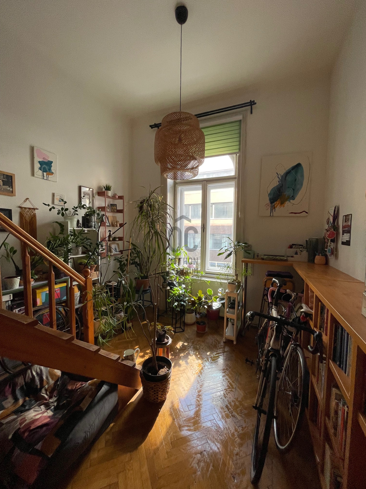 Gallery zoom image