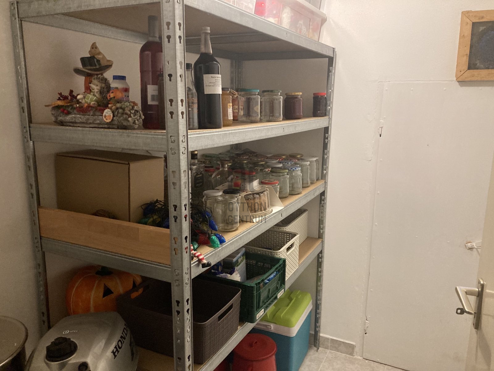 Gallery zoom image