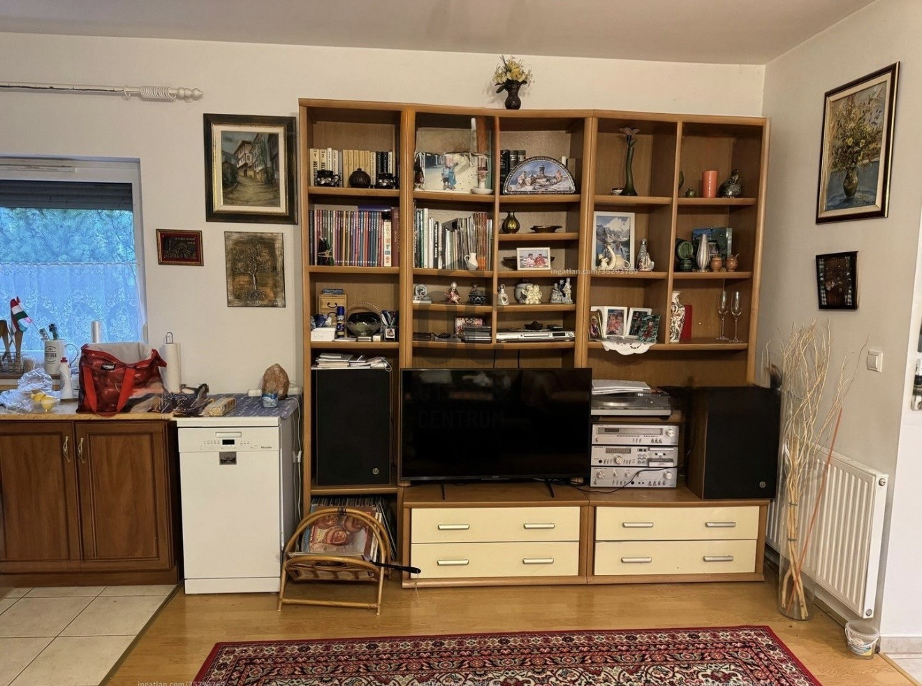Gallery zoom image