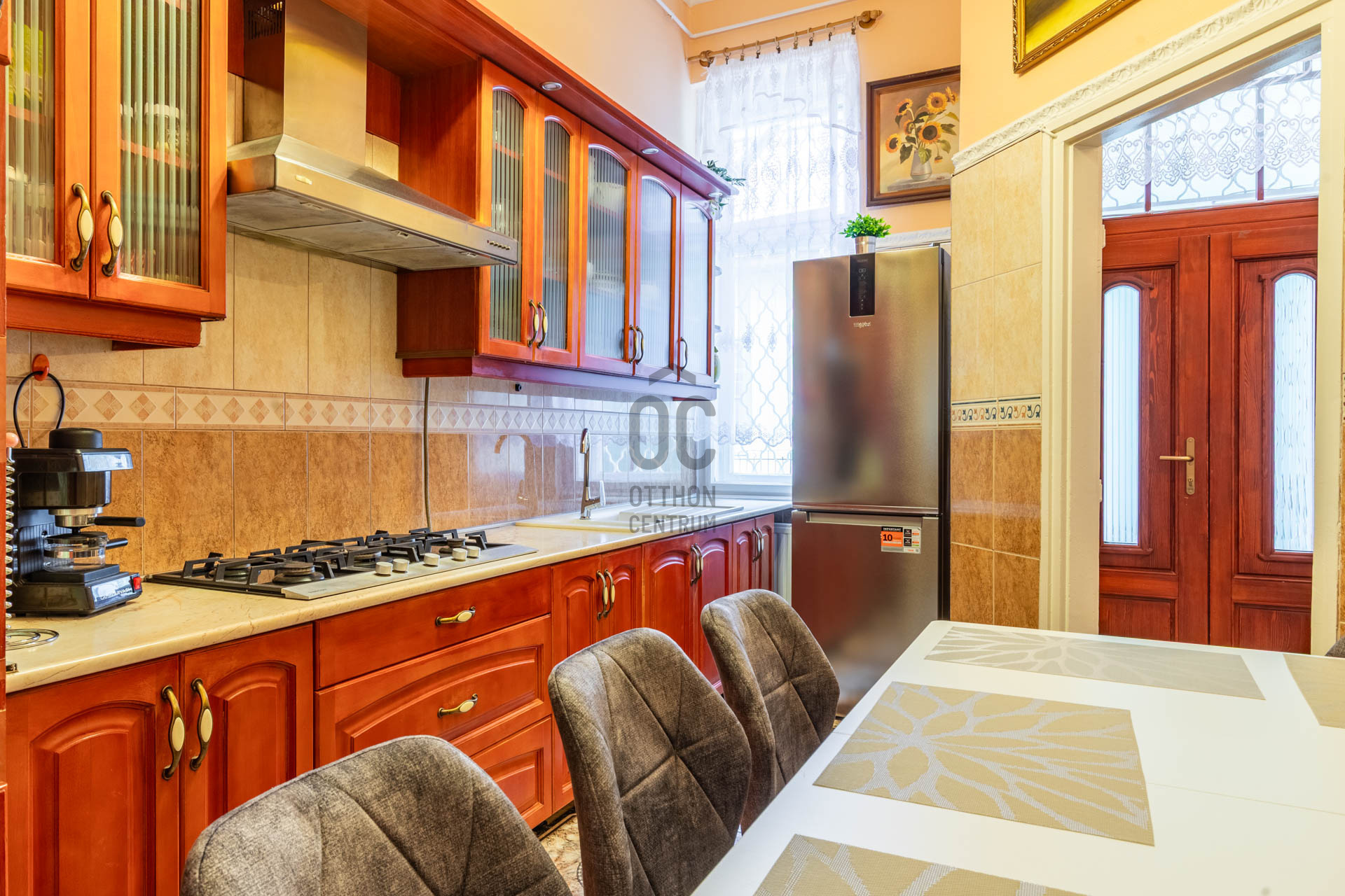 Gallery zoom image